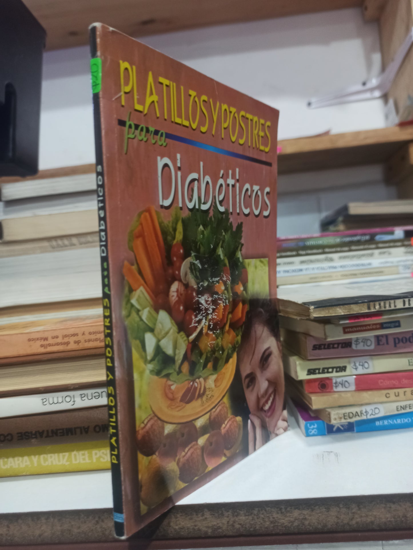 PLATILLOS Y POSTRES PARA DIABETICOS POR EDITORIAL RM USADO SALUD JUÁREZ