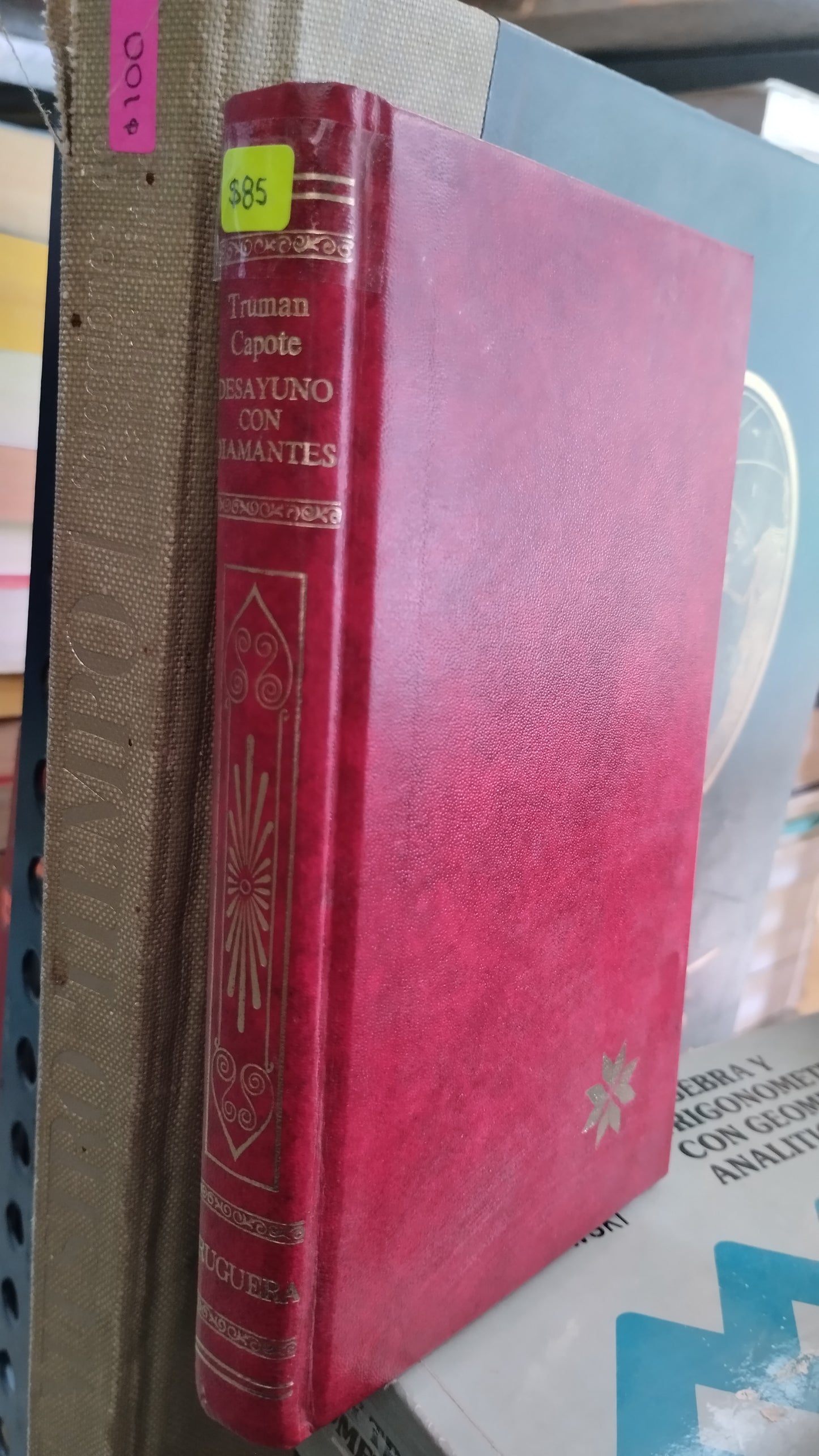 DESAYUNO CON DIAMANTES POR CAPOTE TRUMAN LIBRO USADO NOVELAS ALDAMA