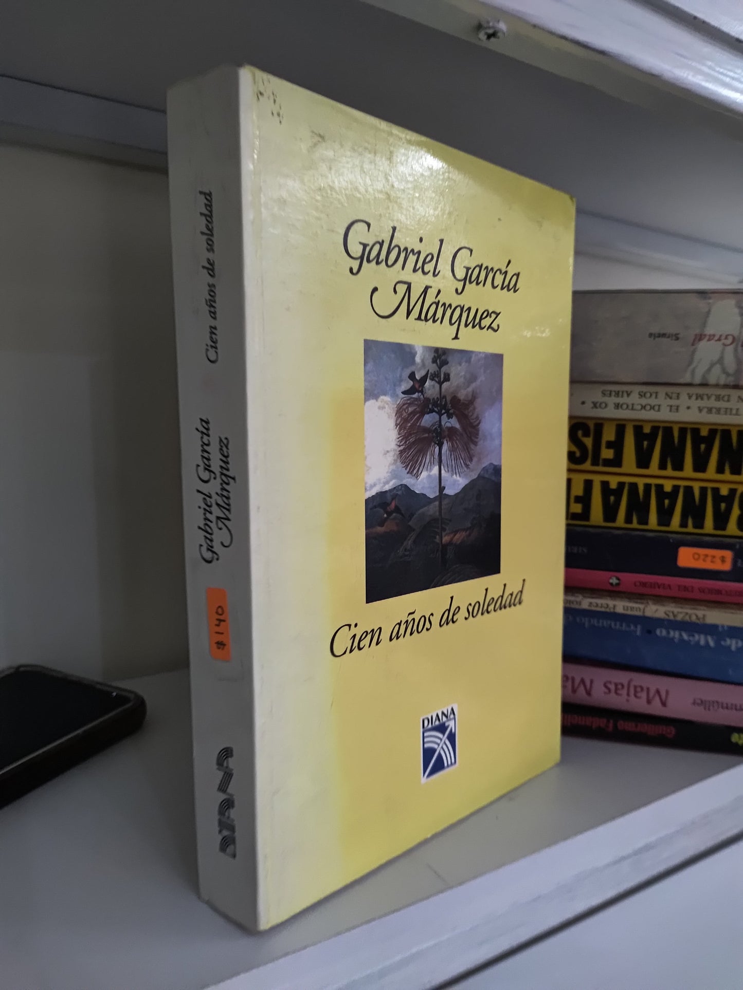 CIEN AÑOS DE SOLEDAD POR GABRIEL GARCIA MARQUEZ USADO NOVELAS JUAREZ 515