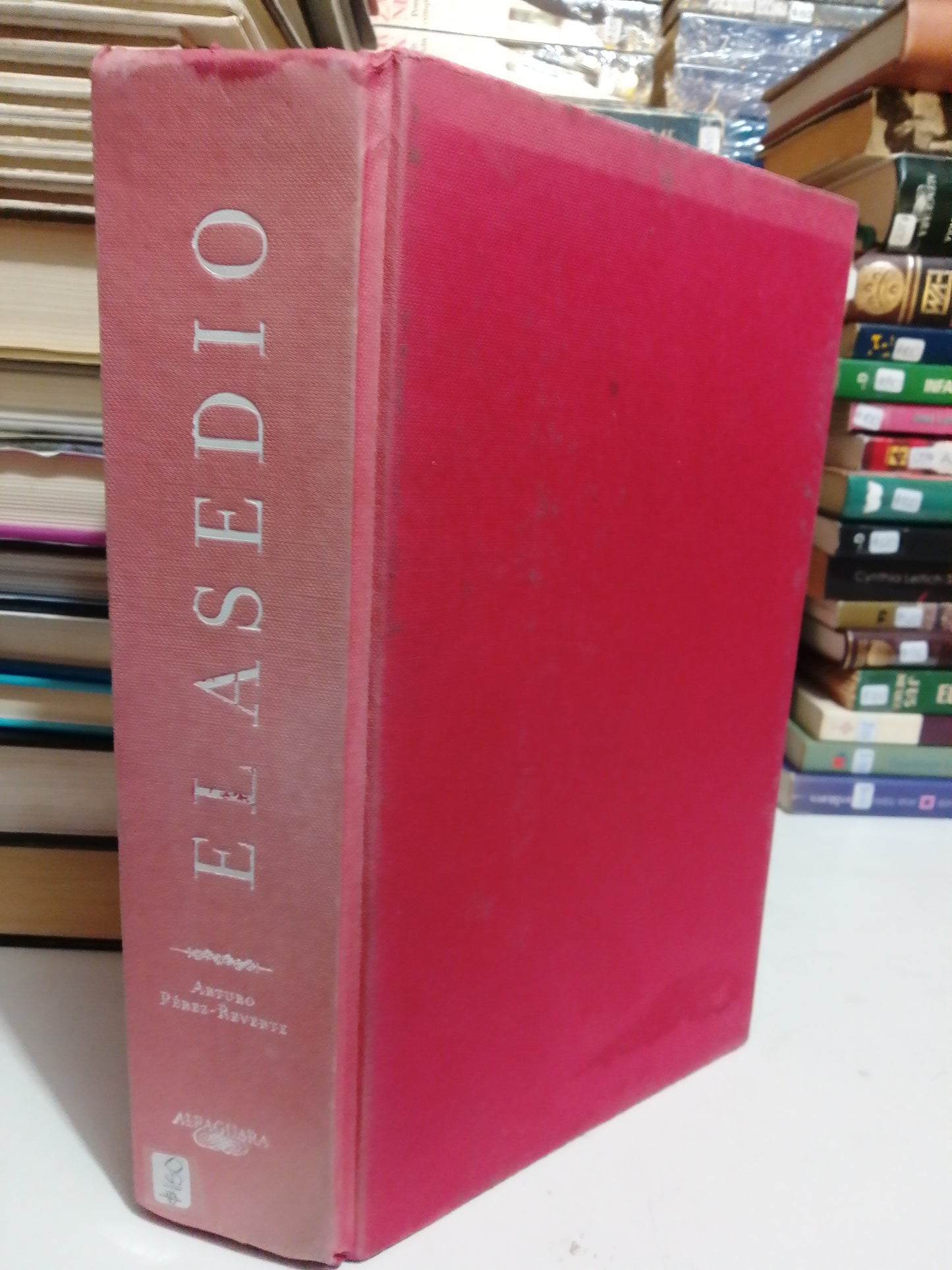 EL ASEDIO POR ARTURO PEREZ USADO NOVELA JUÁREZ