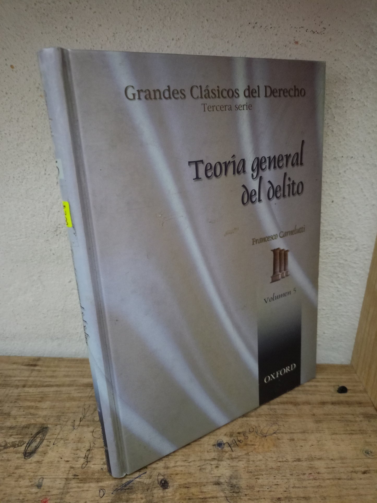 GRANDES CLÁSICOS DEL DERECHO PIERO CALAMANDREI, FRANCISCO CARNELUTTI, RUDOLF STAMLER, RUDOLF VON IBERING USADO DERECHO LITERARIO 305