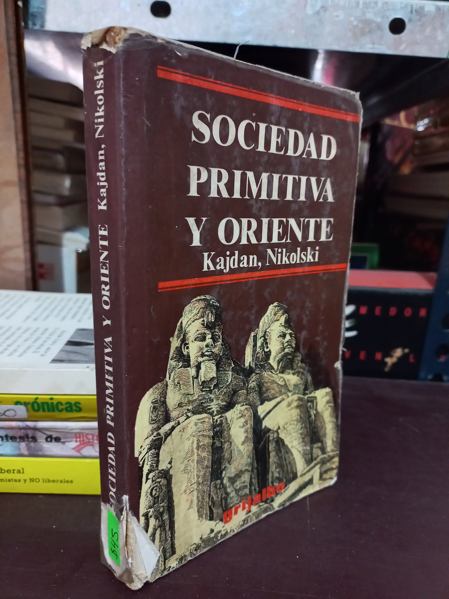SOCIEDAD PRIMITIVA Y ORIENTE POR A. KAJDAN Y N. NIKOLSKI USADO HISTORIA LITERARIO 305
