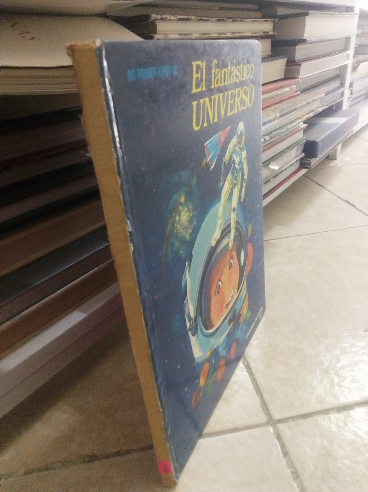 EL FANTASTICO UNIVERSO POR JESUS JAUREGUI USADO INFANTIL JUAREZ 515