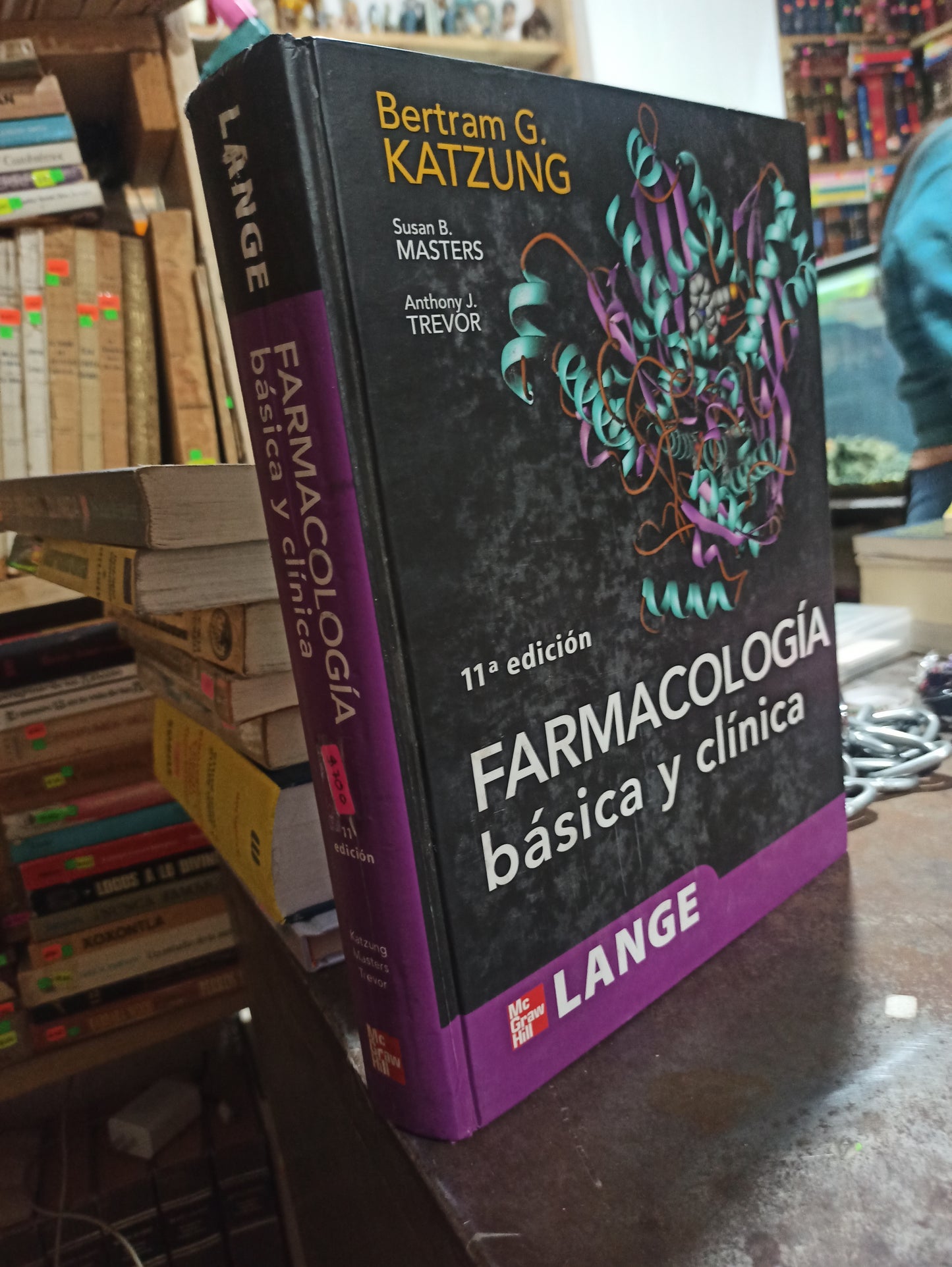 FARMACOLOGIA BASICA Y CLINICA POR BERTRAM G. KATZUNG USADO SALUD ALDAMA