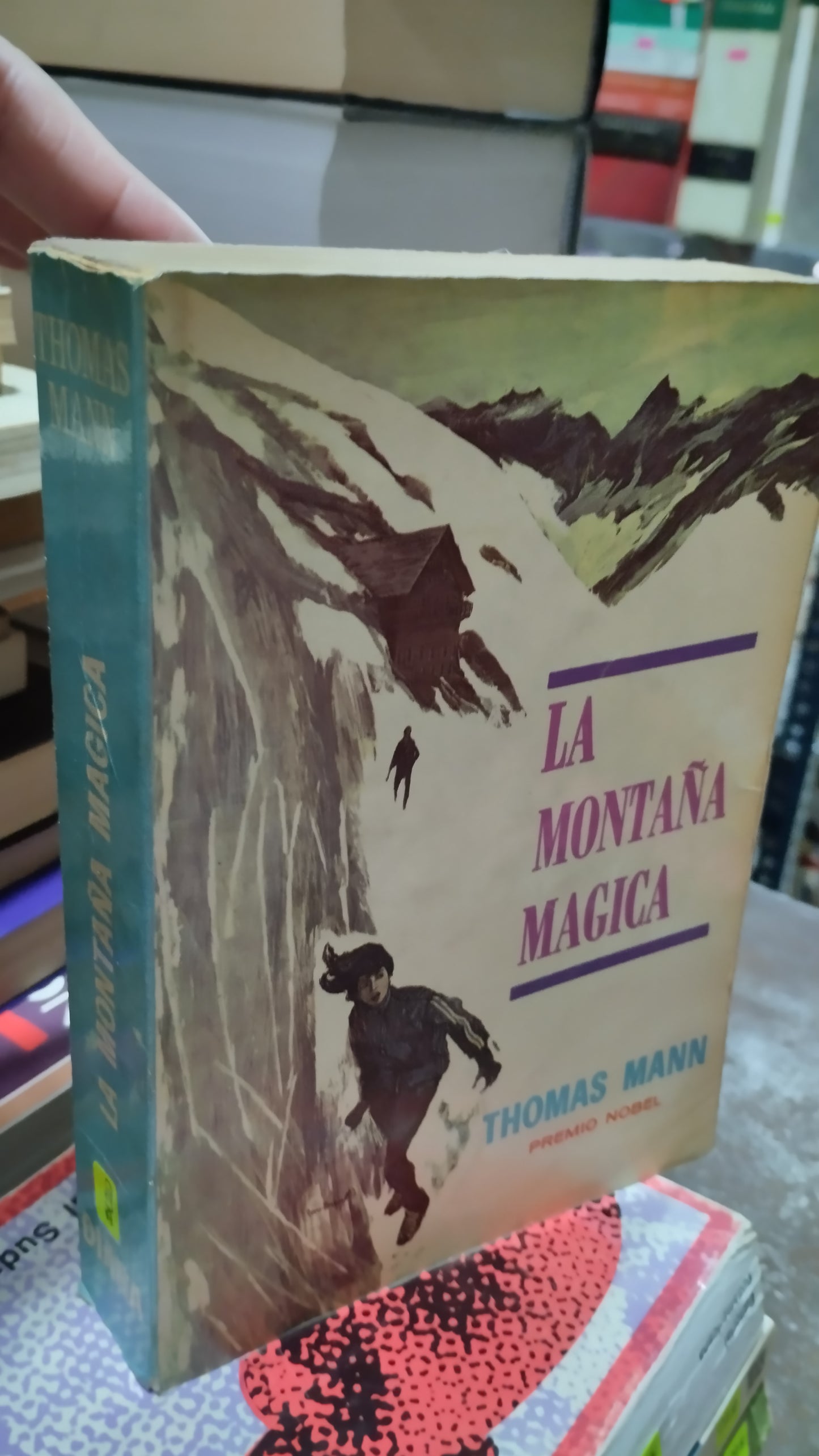 LA MONTAÑA MAGICA POR THOMAS MANN LIBRO USADO NOVELAS ALDAMA