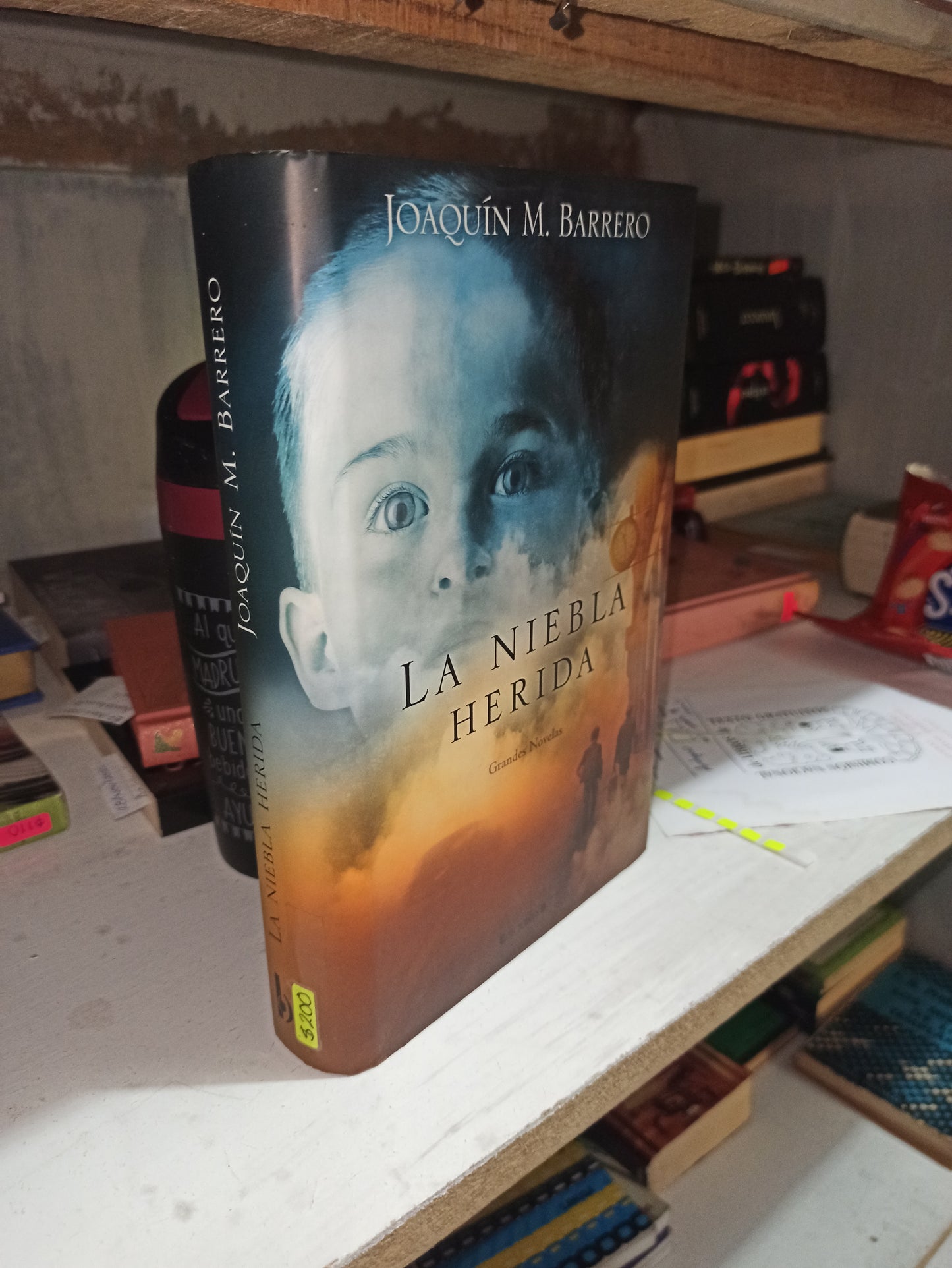 LA NIEBLA HERIDA POR JOAQUIN M. BARRERO USADO NOVELAS JUÁREZ