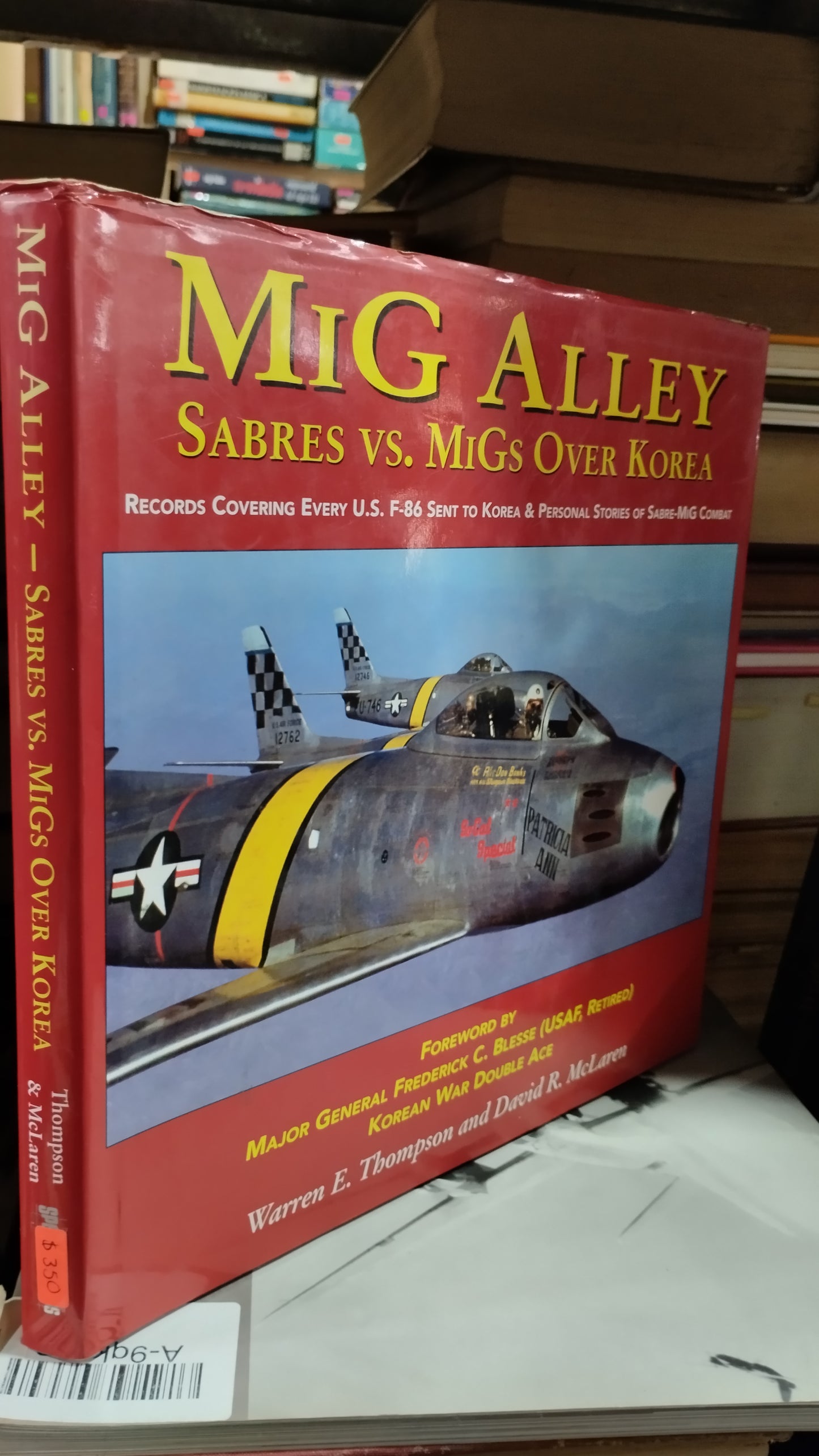 MIG ALLEY SABRES VS MIGS KOREA POR THOMPSON & MCLAREN LIBRO USADO HISTORIA ALDAMA