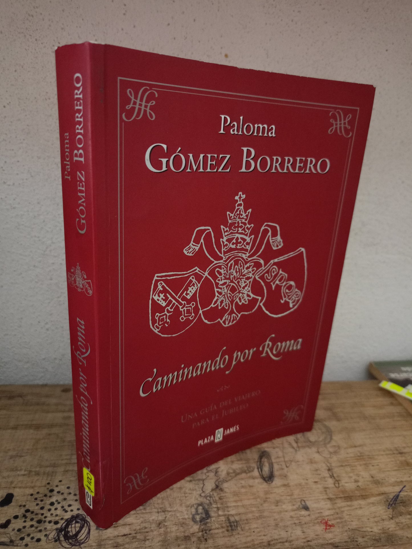 CAMINANDO POR ROMA POR PALOMA GÓMEZ BORREGO USADO NOVELA LITERARIO 305