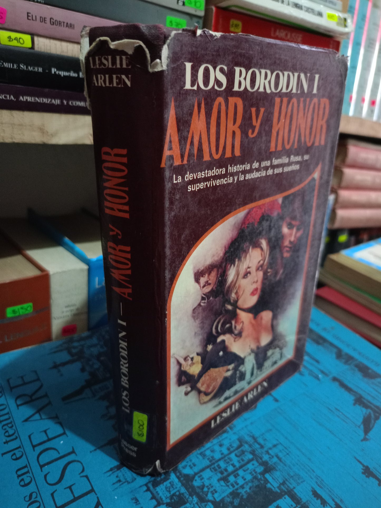 AMOR Y HONOR POR LESLIE ARLEN USADO NOVELA LITERARIO 305