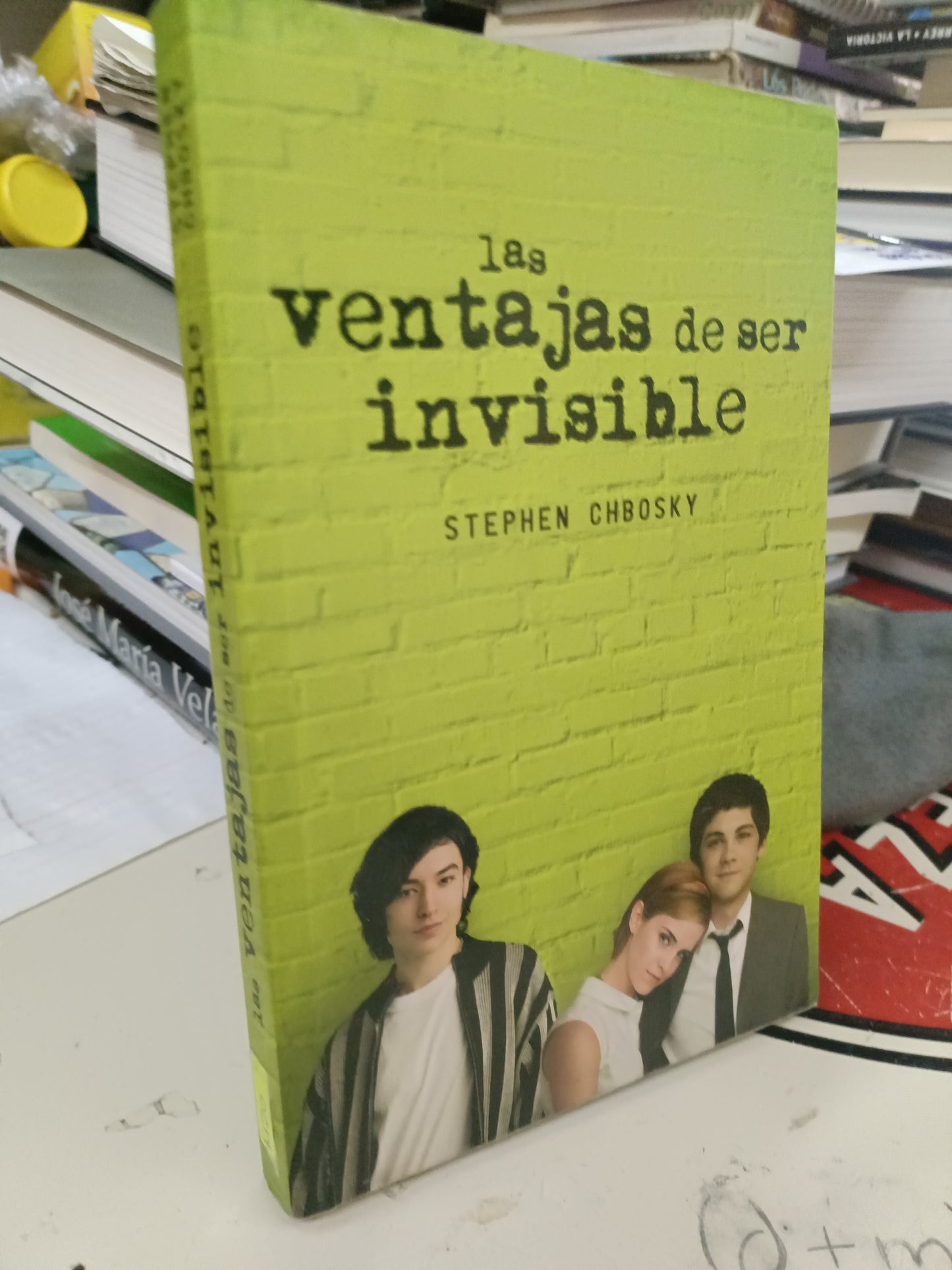 LAS VENTAJAS DE SER INVISIBLE POR STEPHEN CHBOSKY USADO NOVELA LITERARIO 207