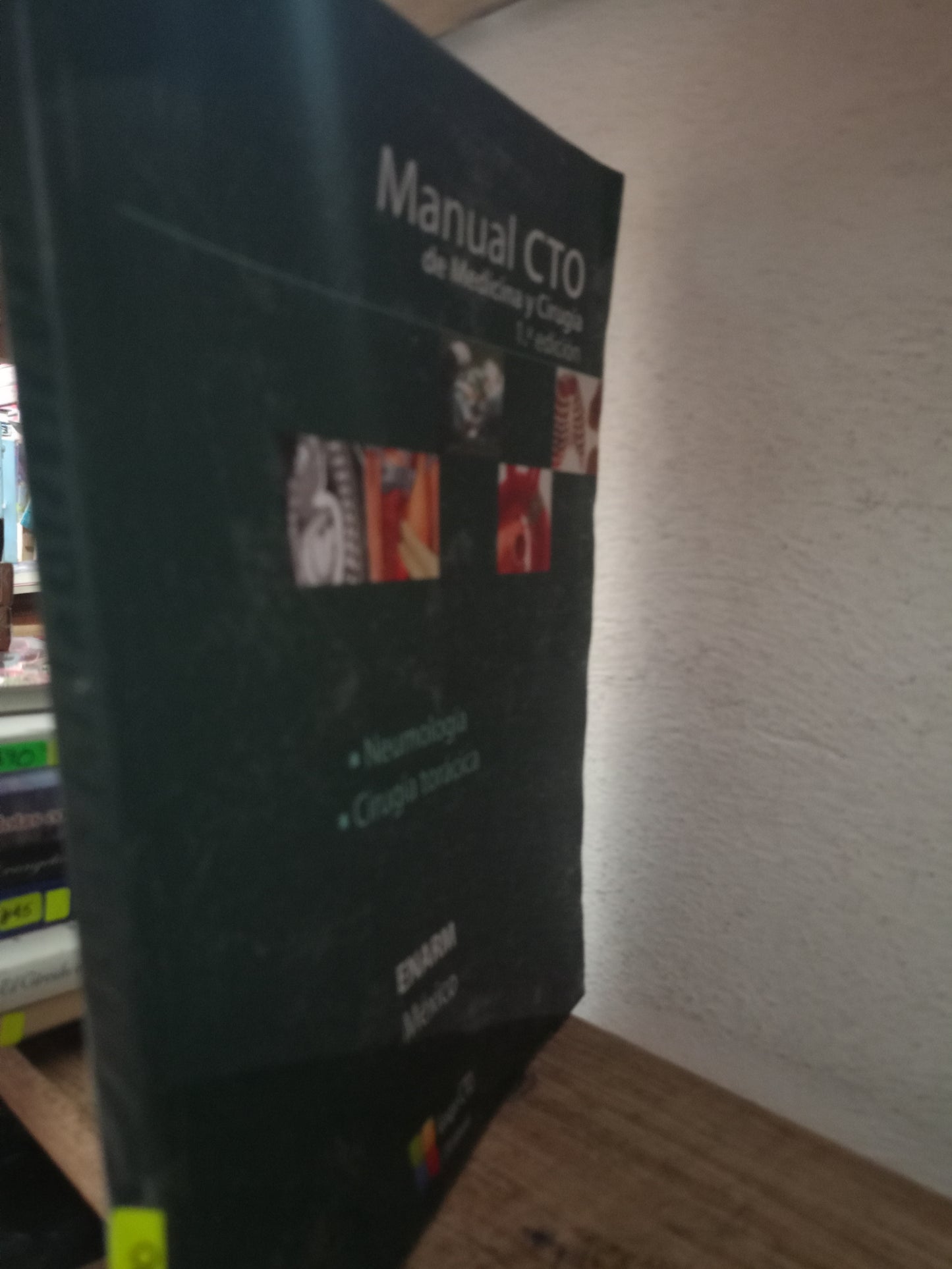 MANUAL CTO DE MEDICINA Y CIRUGIA USADO A.SALUD LITERARIO 305
