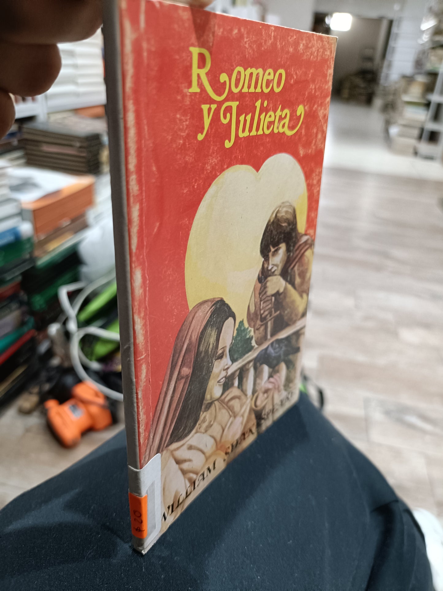 ROMEO Y JULIETA POR WILLIAM SHAKESPEARE USADO NOVELA JUAREZ 515