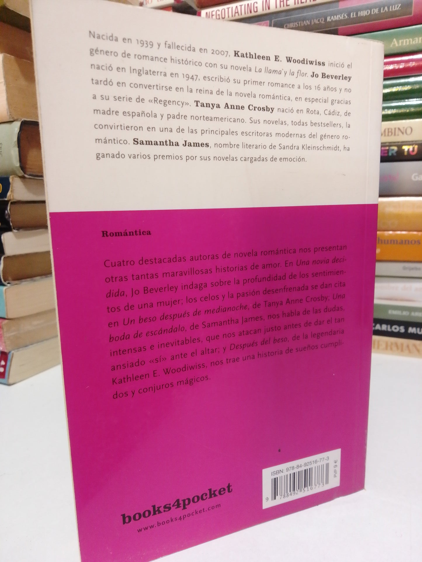 BODAS A MEDIANOCHE POR CATHLEEN E. WOODIWISS USADO NOVELA JUÁREZ