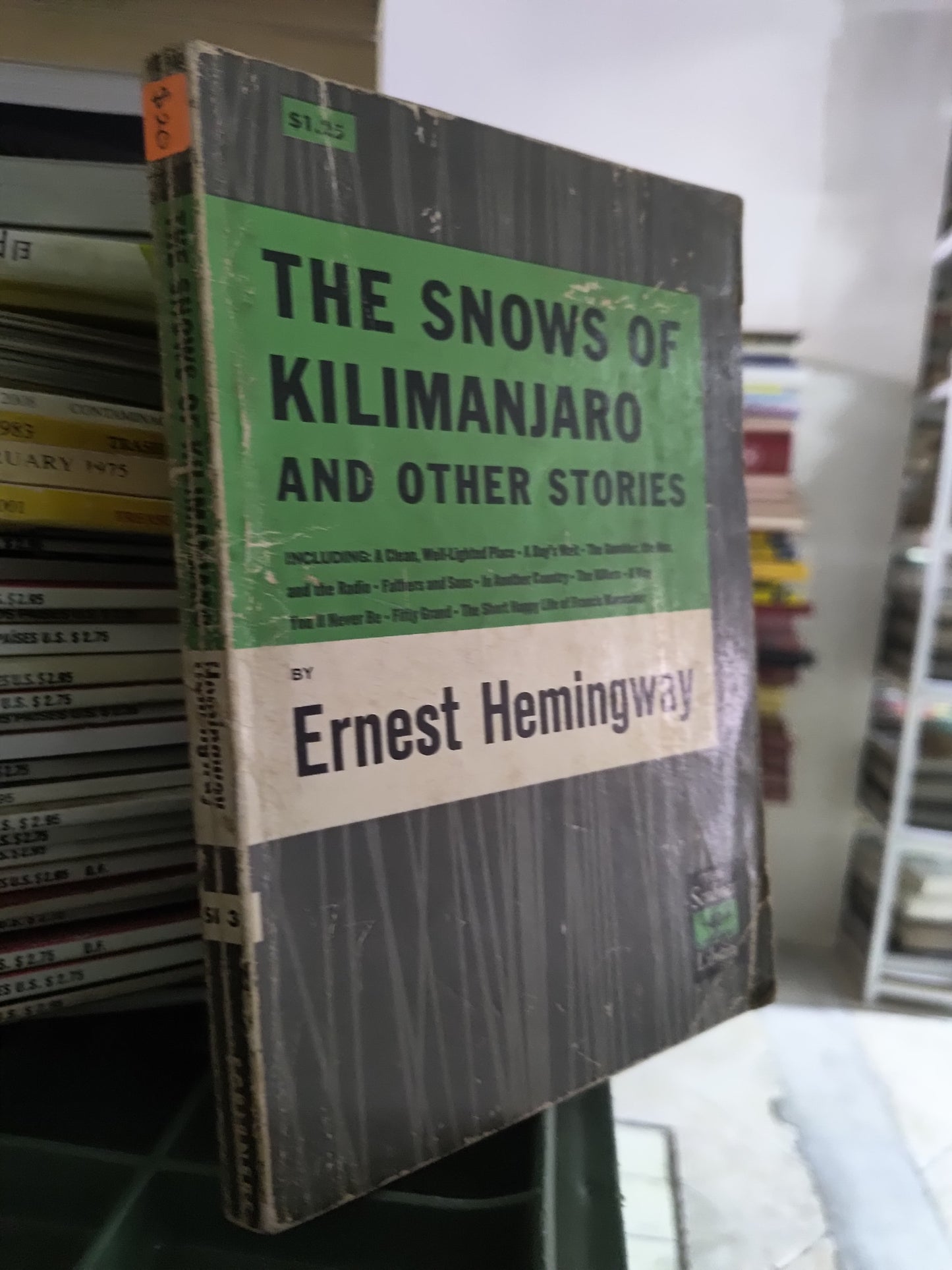 THE SNOWS OF KILIMANJARO POR ERNEST HEMINGWAY USADO IDIOMAS JUAREZ 515