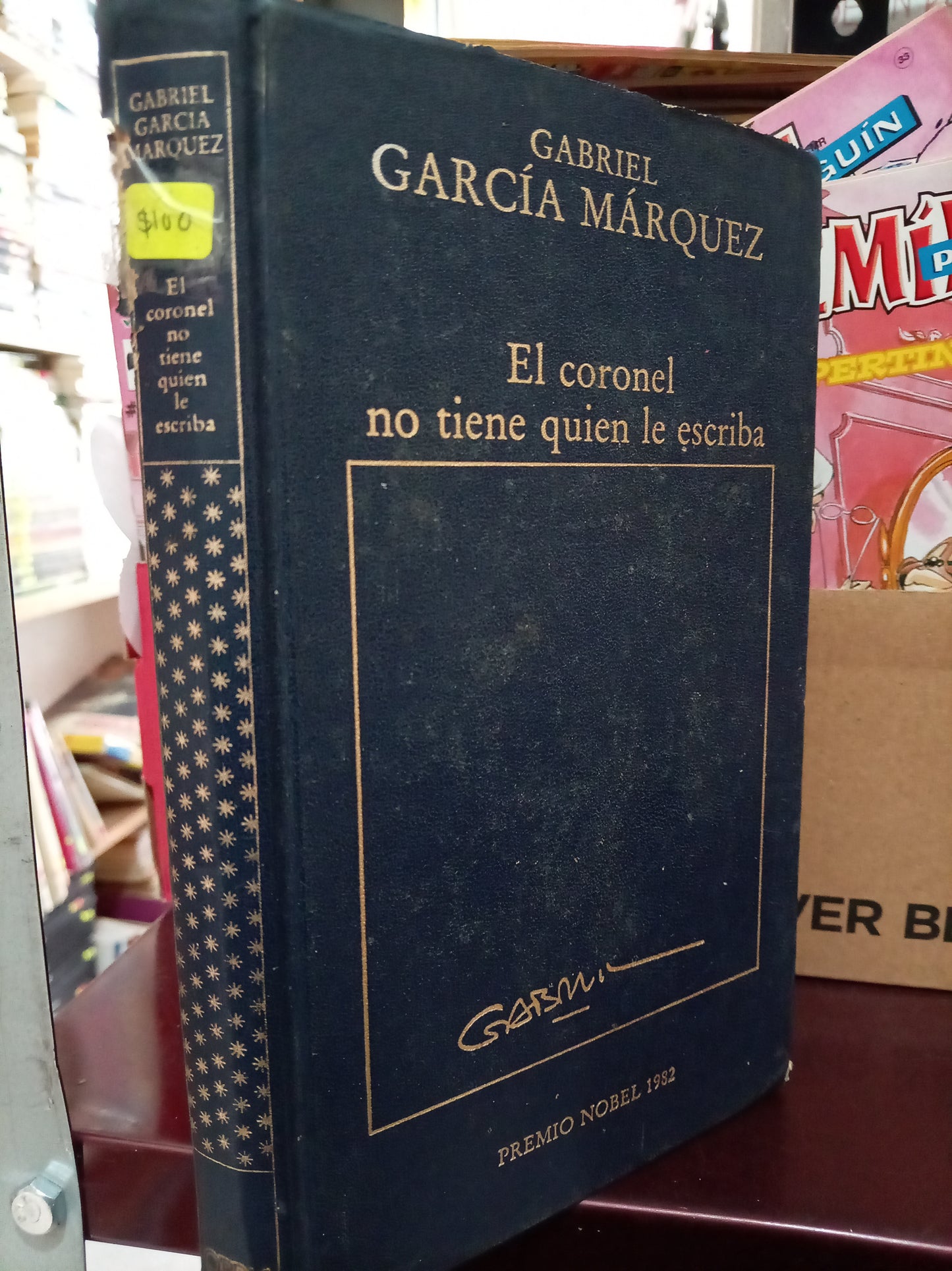 EL CORONEL NO TIENE QUIEN LE ESCRIBA POR GABRIEL GARCÍA MÁRQUEZ USADO NOVELA LITERARIO 305