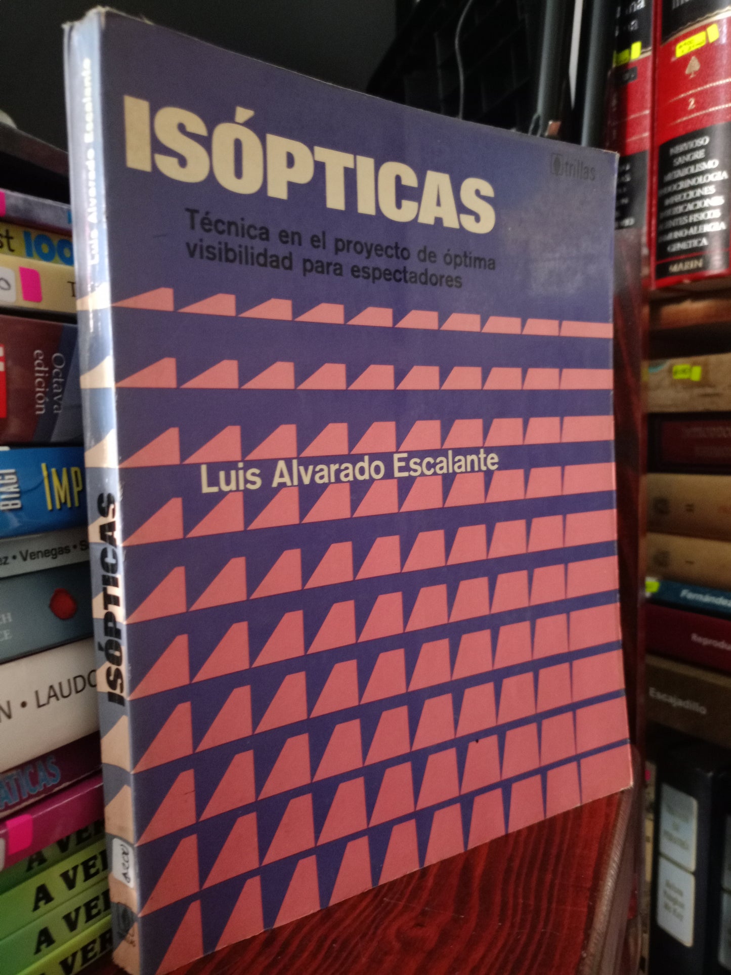 ISOPTICAS POR LUIS ALVARADO ESCALANTE USADO ARQUITECTURA LITERARIO 305