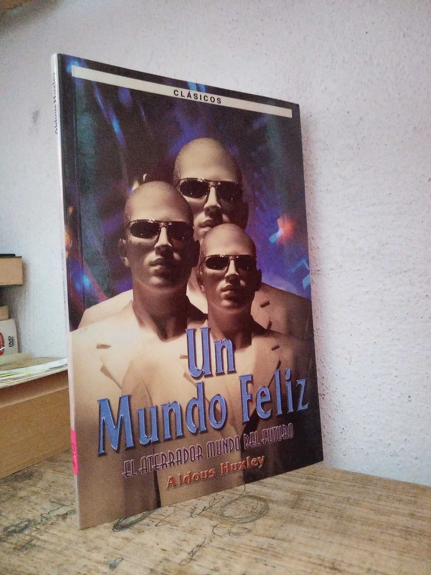 UN MUNDO FELIZ ALDOUS HUXLEY USADO INFANTIL LITERARIO 305