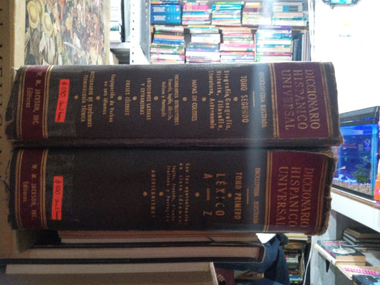 DICCIONARIO HISPANICO UNIVERSAL ENCICLOPEDIA ILUSTRADA DOS TOMOS ($100 X2) POR W M JACKSON INC USANDO EDUCACION JUAREZ