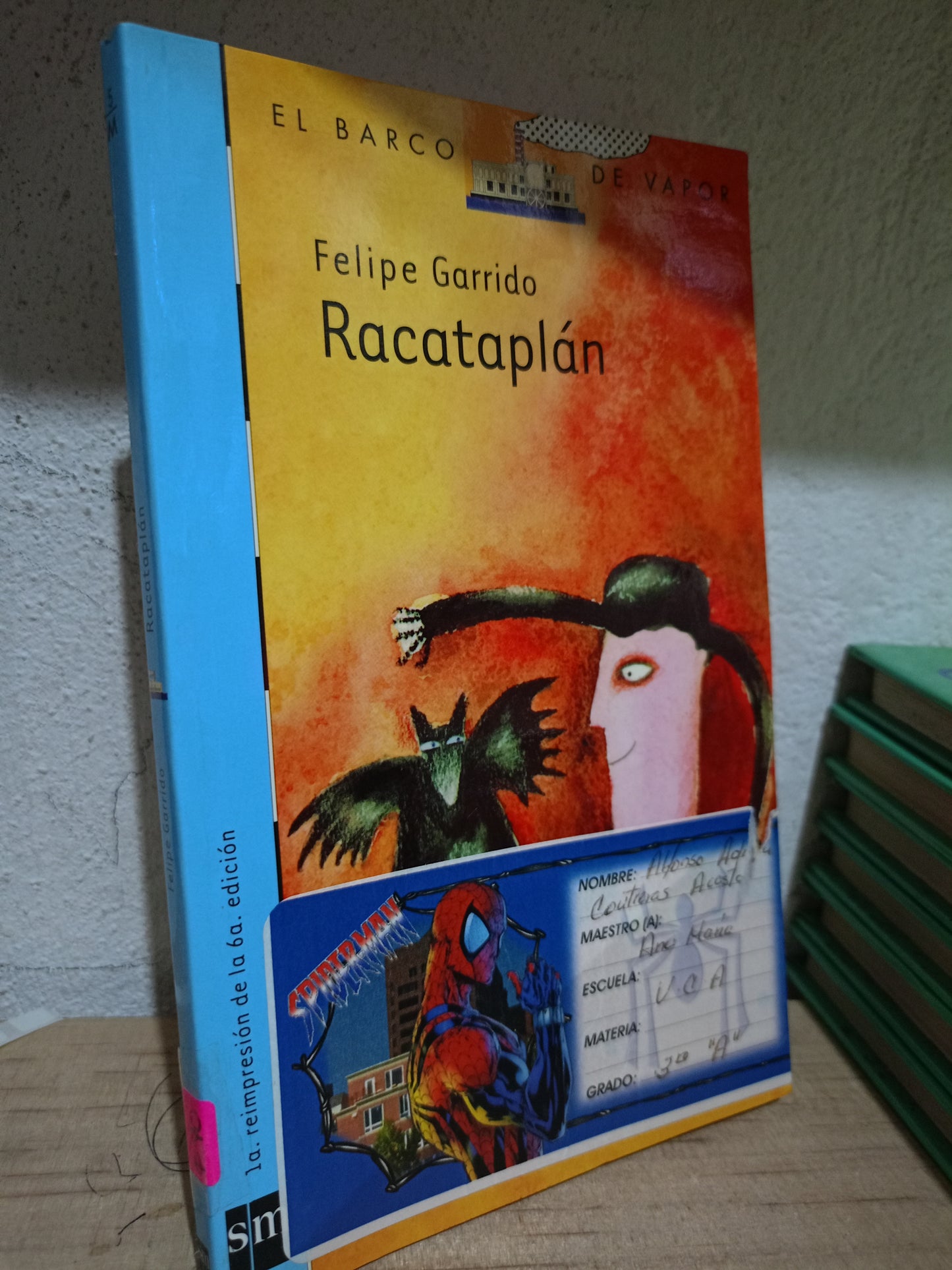 RACATAPLAN POR FELIPE GARRIDO USADO INFANTIL LITERARIO 305