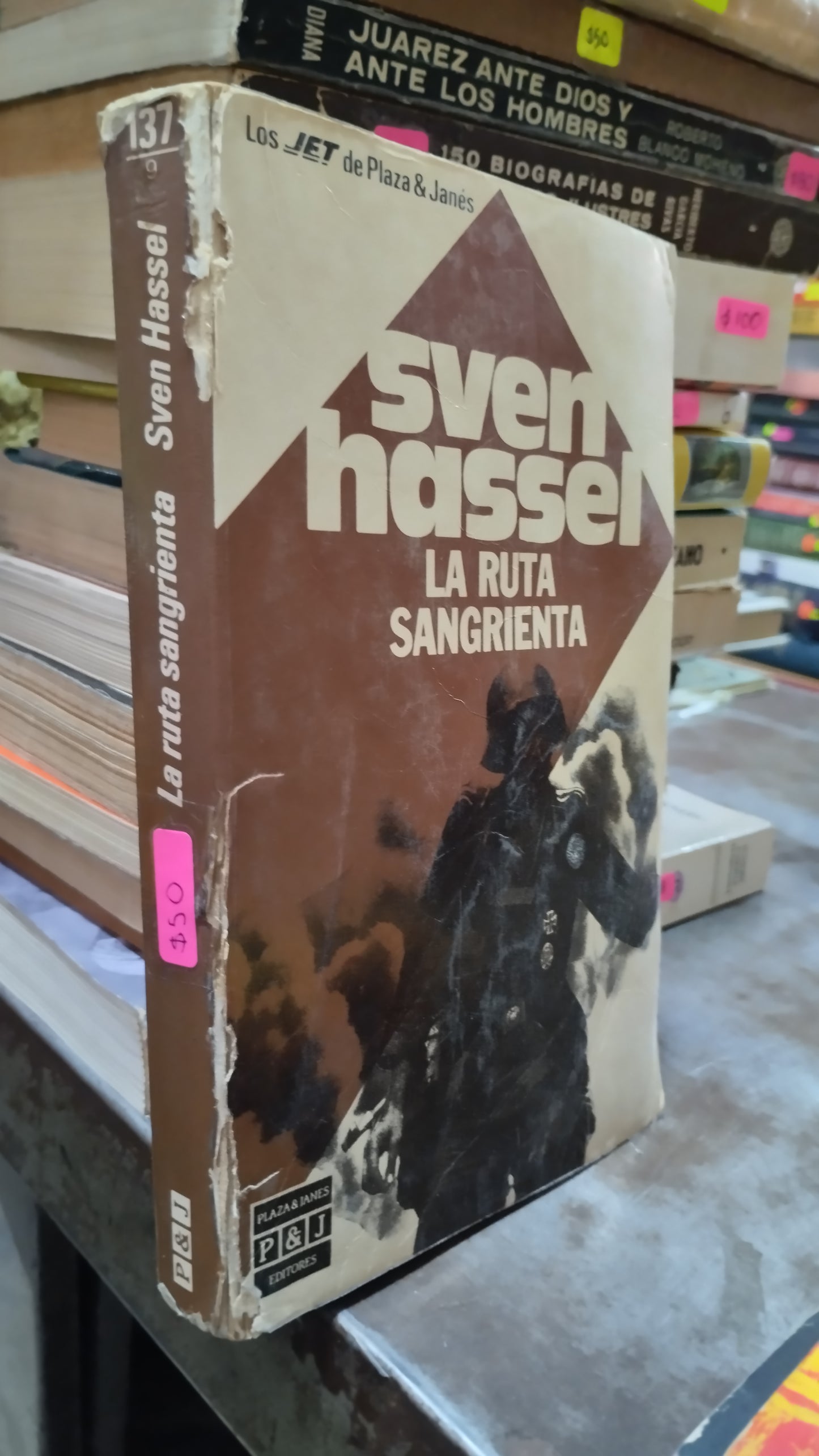 LA RUTA SANGRIENTA SVEN HASSEL LIBRO USADO HISTORIA ALDAMA