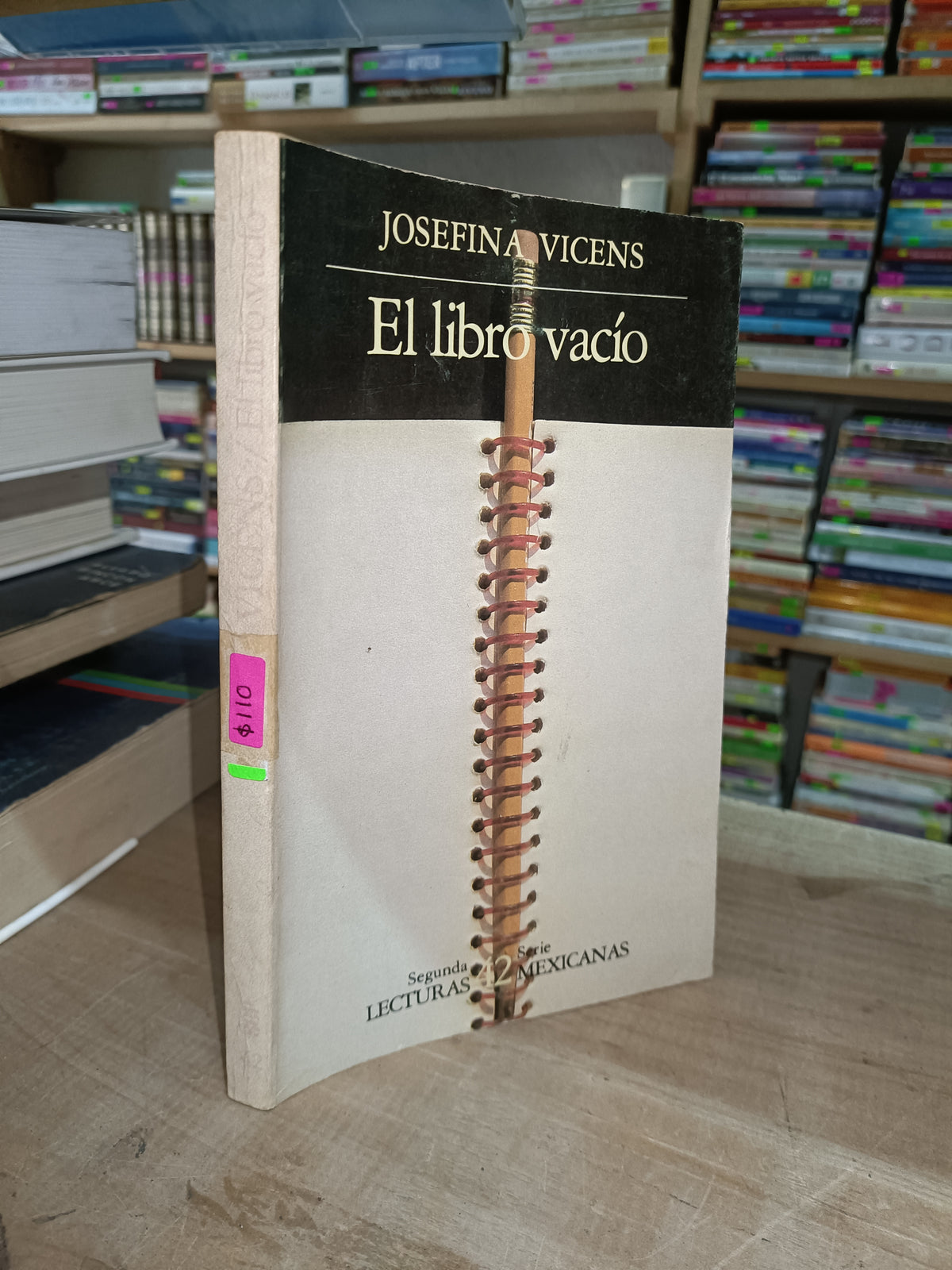 EL LIBRO VACIO POR JOSEFINA VICENS USADO NOVELA LITERARIO 207