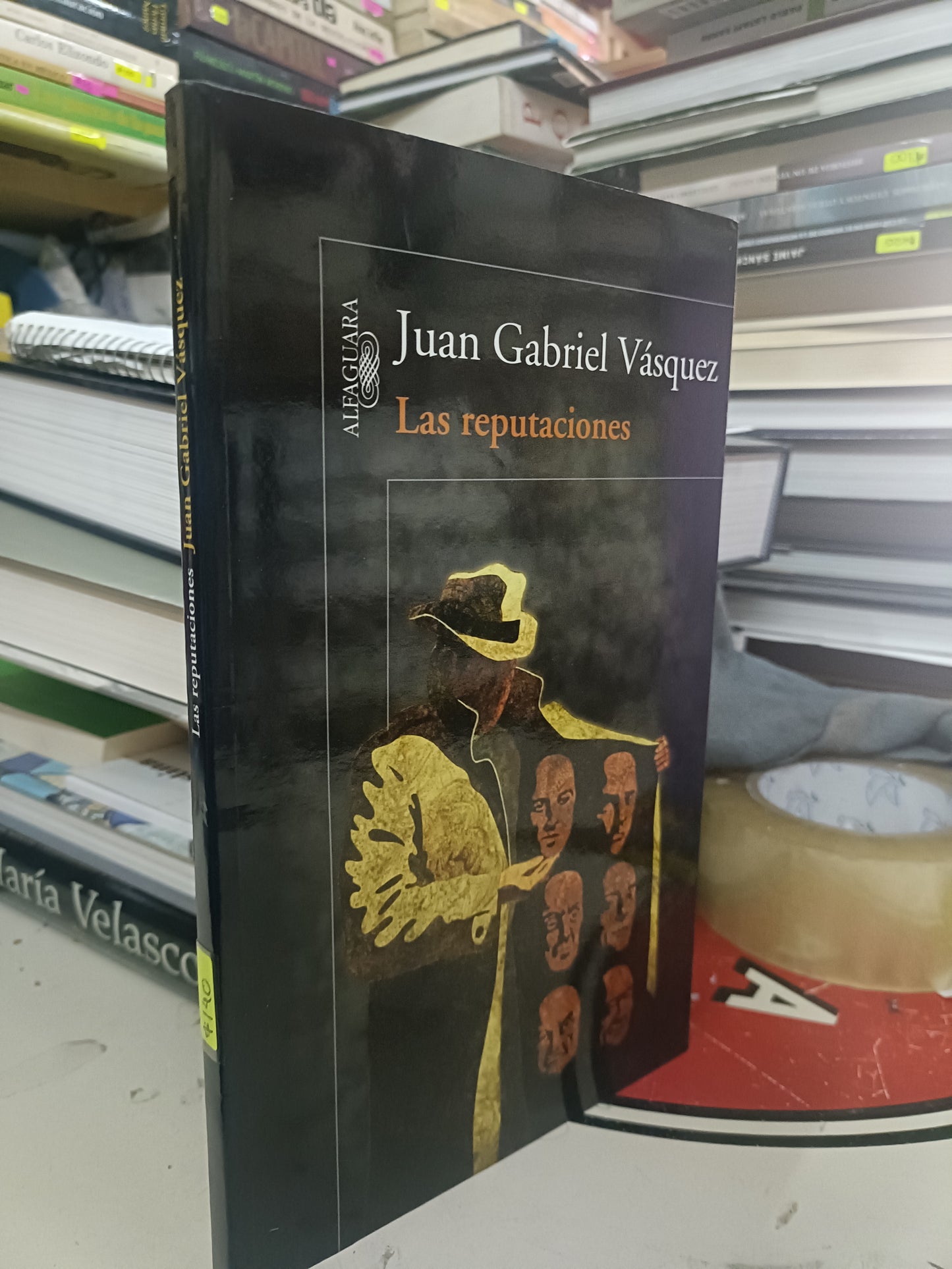 LAS REPUTACIONES POR JUAN GABRIEL VASQUEZ USADO NOVELA LITERARIO 207