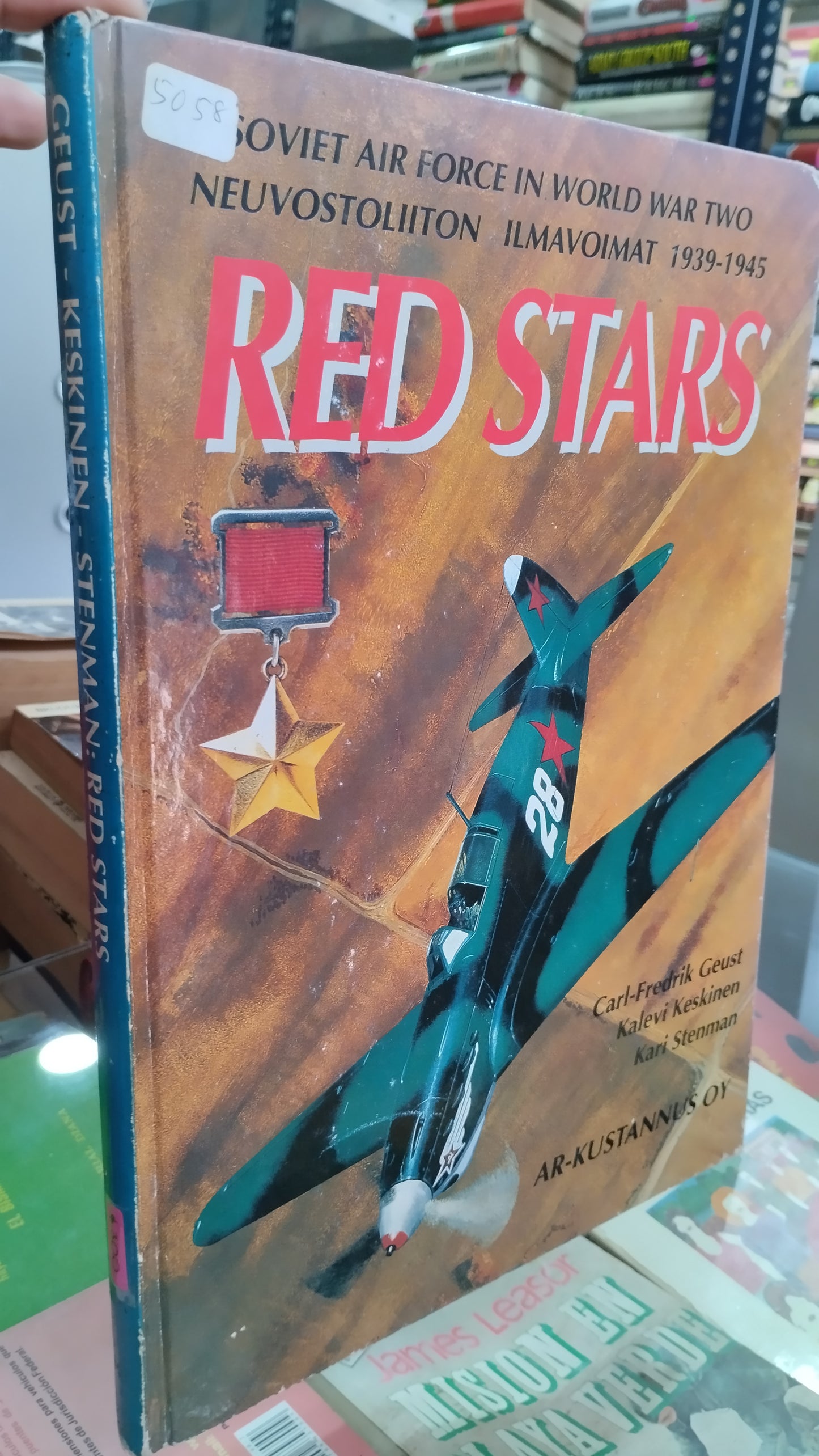 RED STARS CARL FREDRIK GEUST KALEVI KESKINEN KARI STENMAN LIBRO USADO HISTORIA ALDAMA