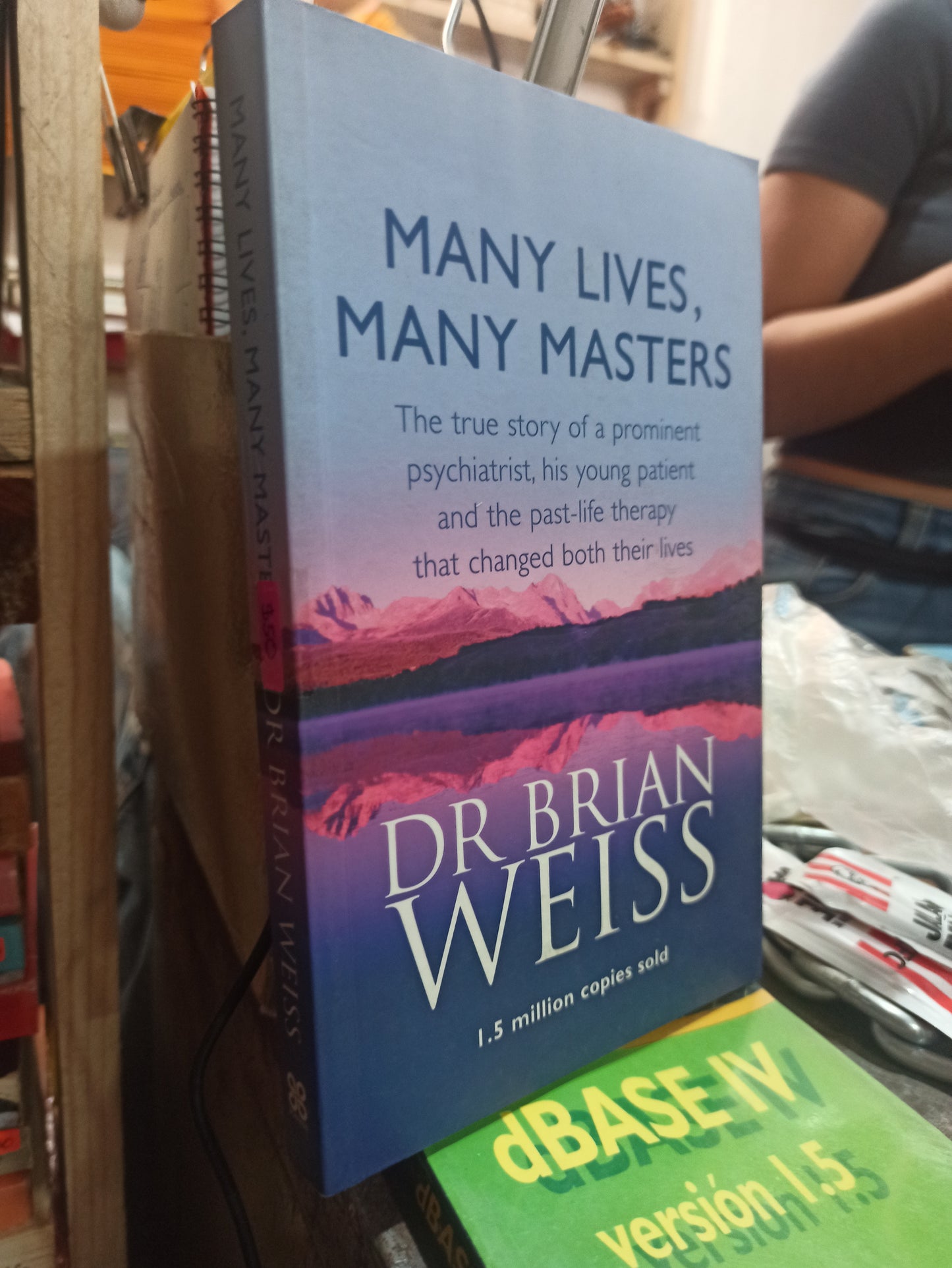 MANY LIVES MANY MASTERS POR BRIAN WEISS USADO IDIOMAS ALDAMA