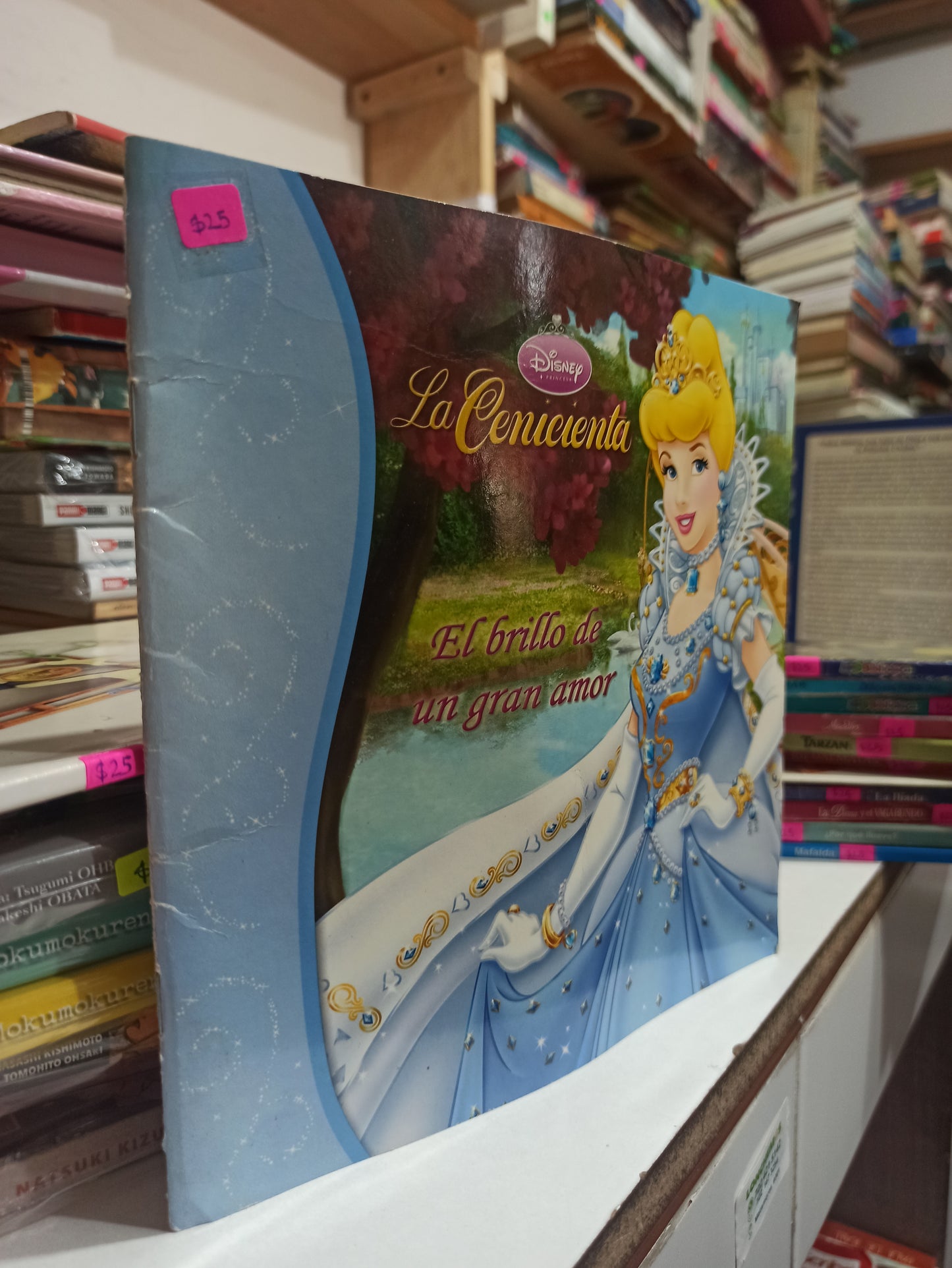 LA CENICIENTA EL BRILLO DE UNA GRAN AMOR POR EDITORIAL GREAT MOMENTS USADO INFANTILES JUÁREZ