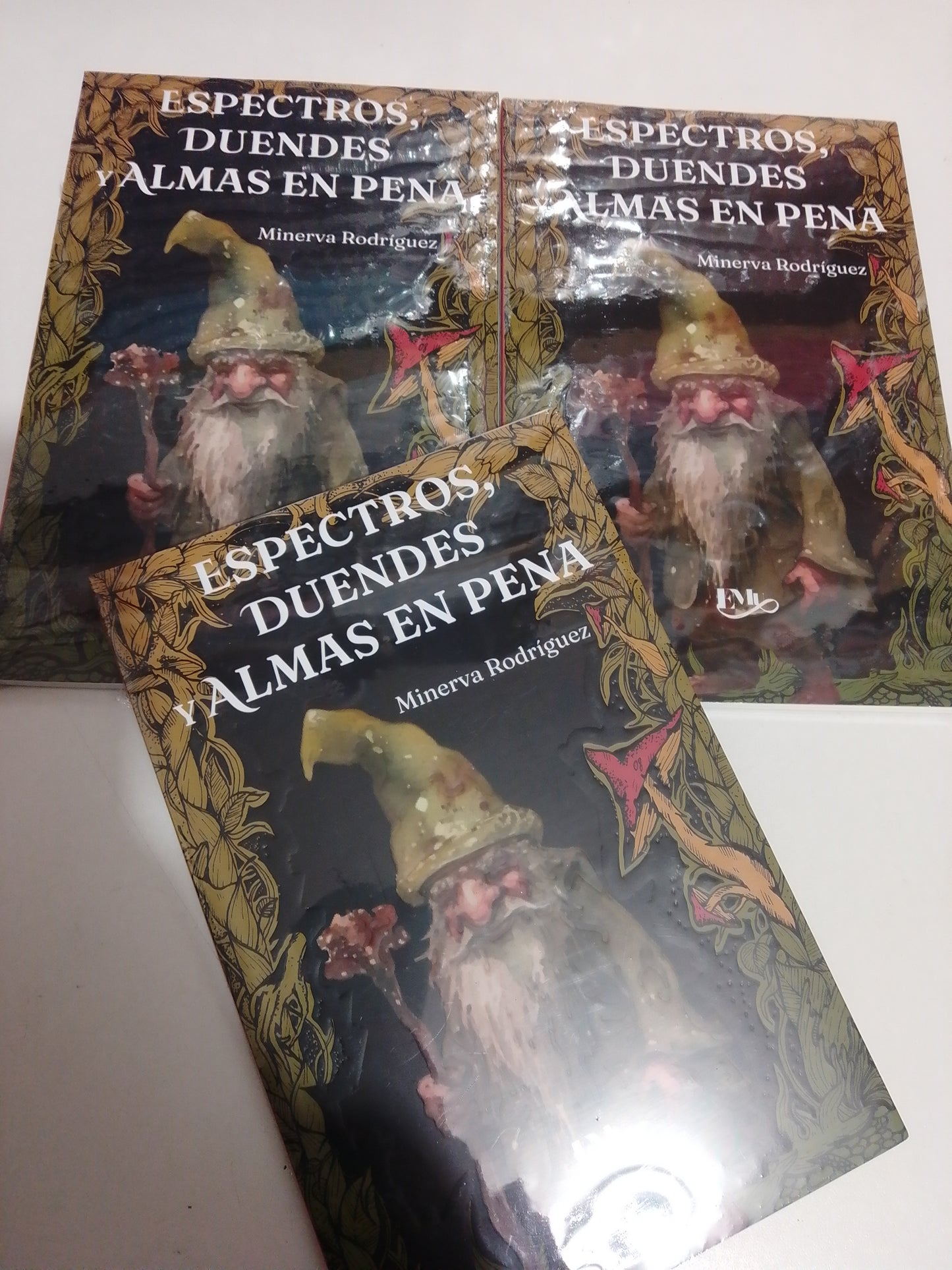 ESPECTROS DUENDES Y ALMAS EN PENA POR MINERVA RODRIGUEZ NUEVO JUAREZ