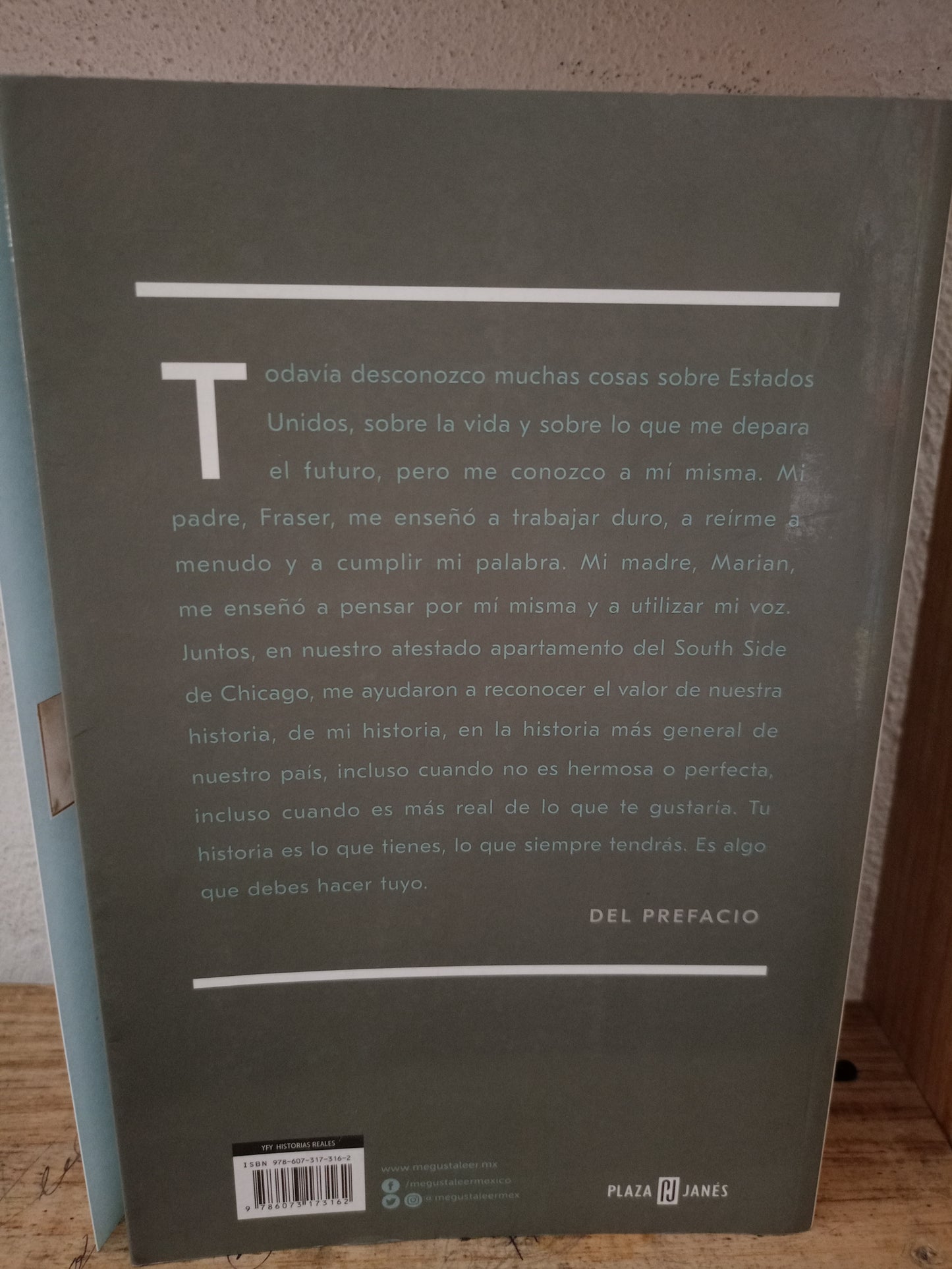 BECOMING MI HISTORIA POR MICHELLE OBAMA USADO NOVELA LITERARIO 305