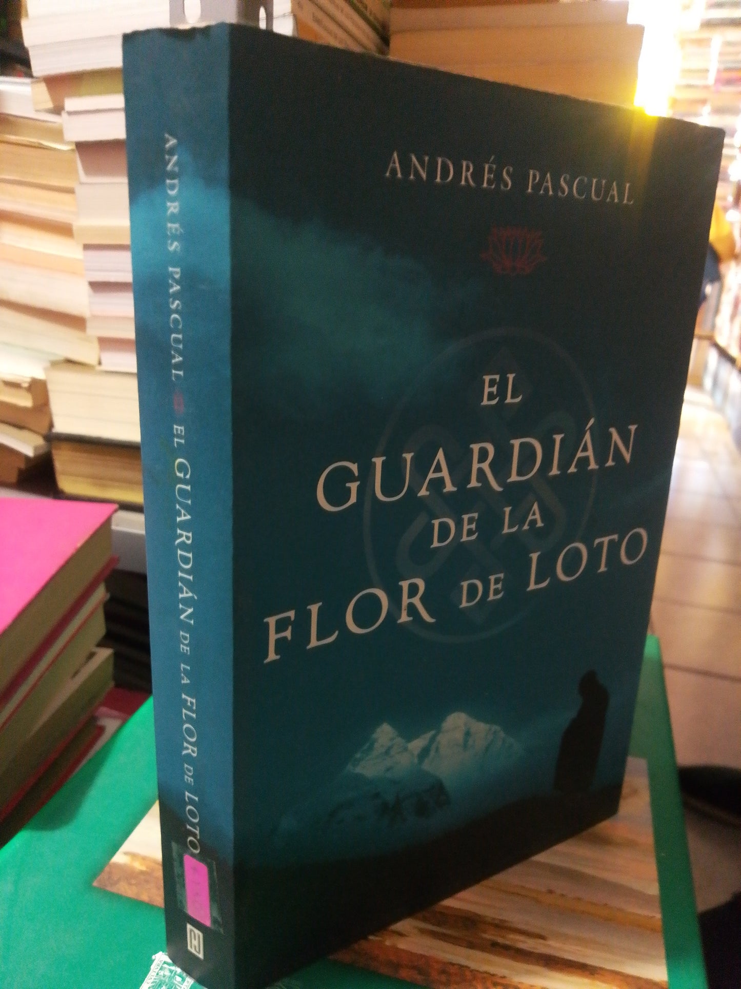 EL GUARDIÁN DE LA FLOR DE LOTO POR ANDRES PASCUAL USADO NOVELA JUÁREZ