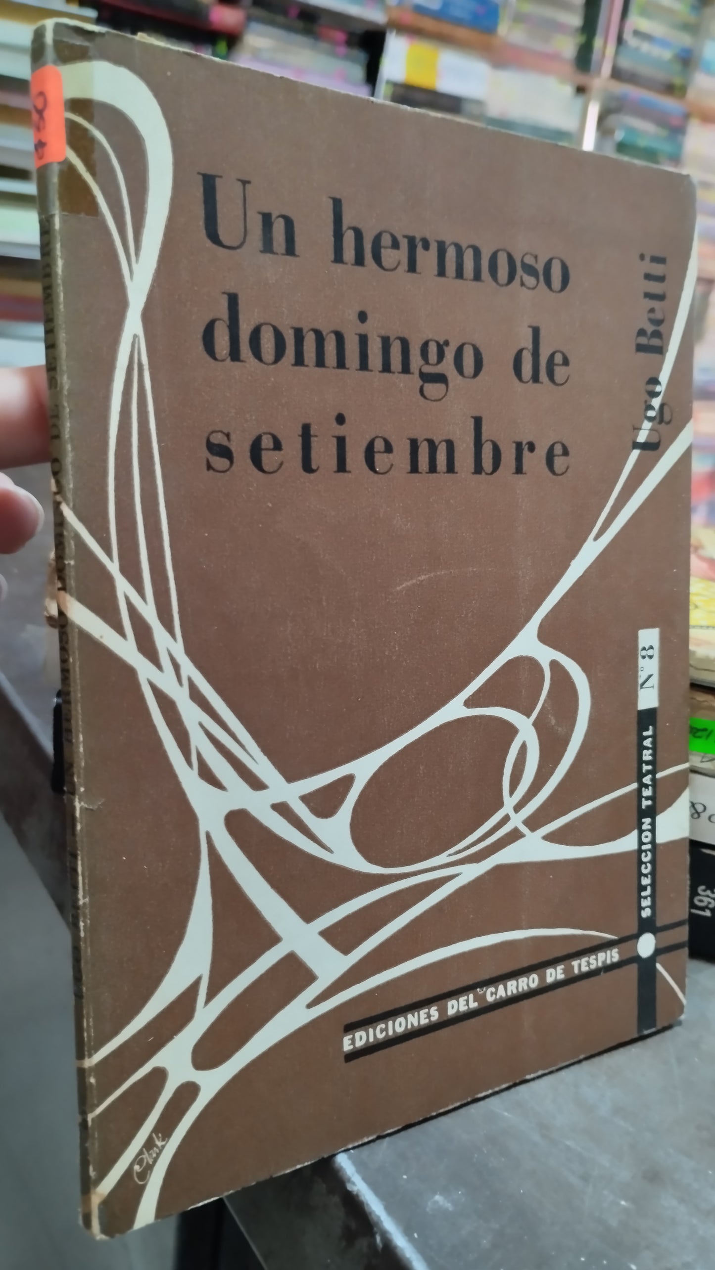 UN HERMOSO DOMINGO DE SETIEMBRE POR UGO BETTI LIBRO USADO ANTIGUO ALDAMA