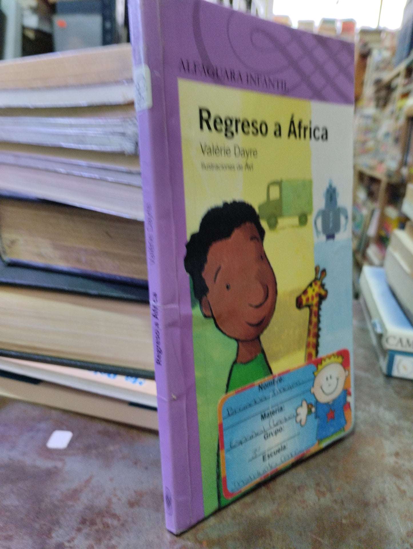 REGRESO A AFRICA POR VALERIE DAYRE USADO INFANTIL ALDAMA