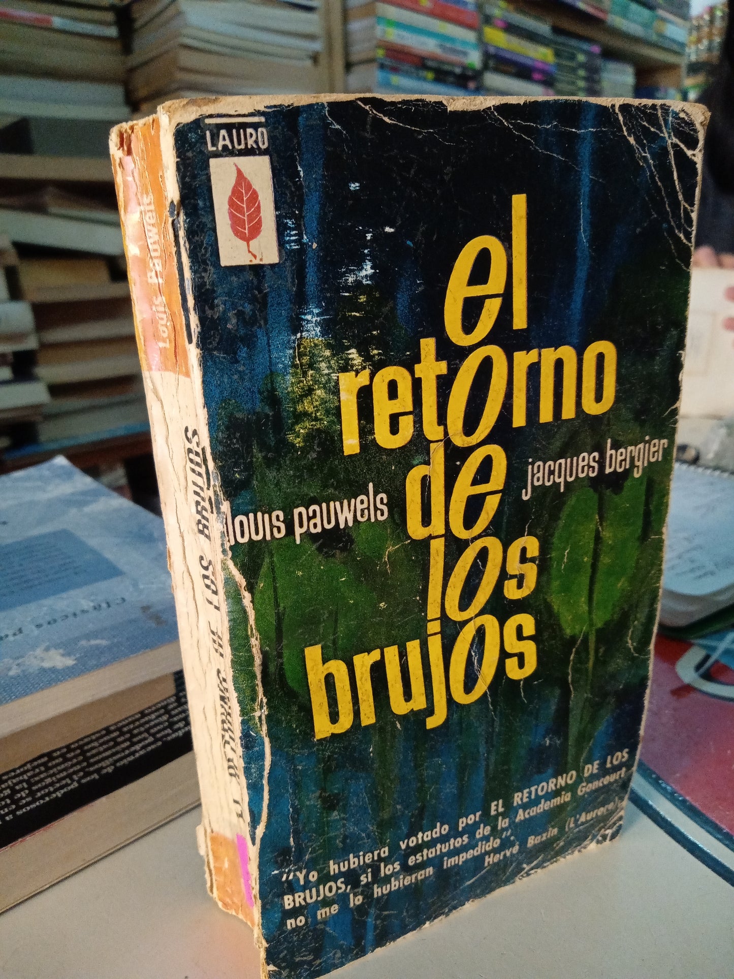 EL RETORNO DE LOS BRUJOS POR LOUIS PAUWRLS USADO NOVELA LITERARIO 207
