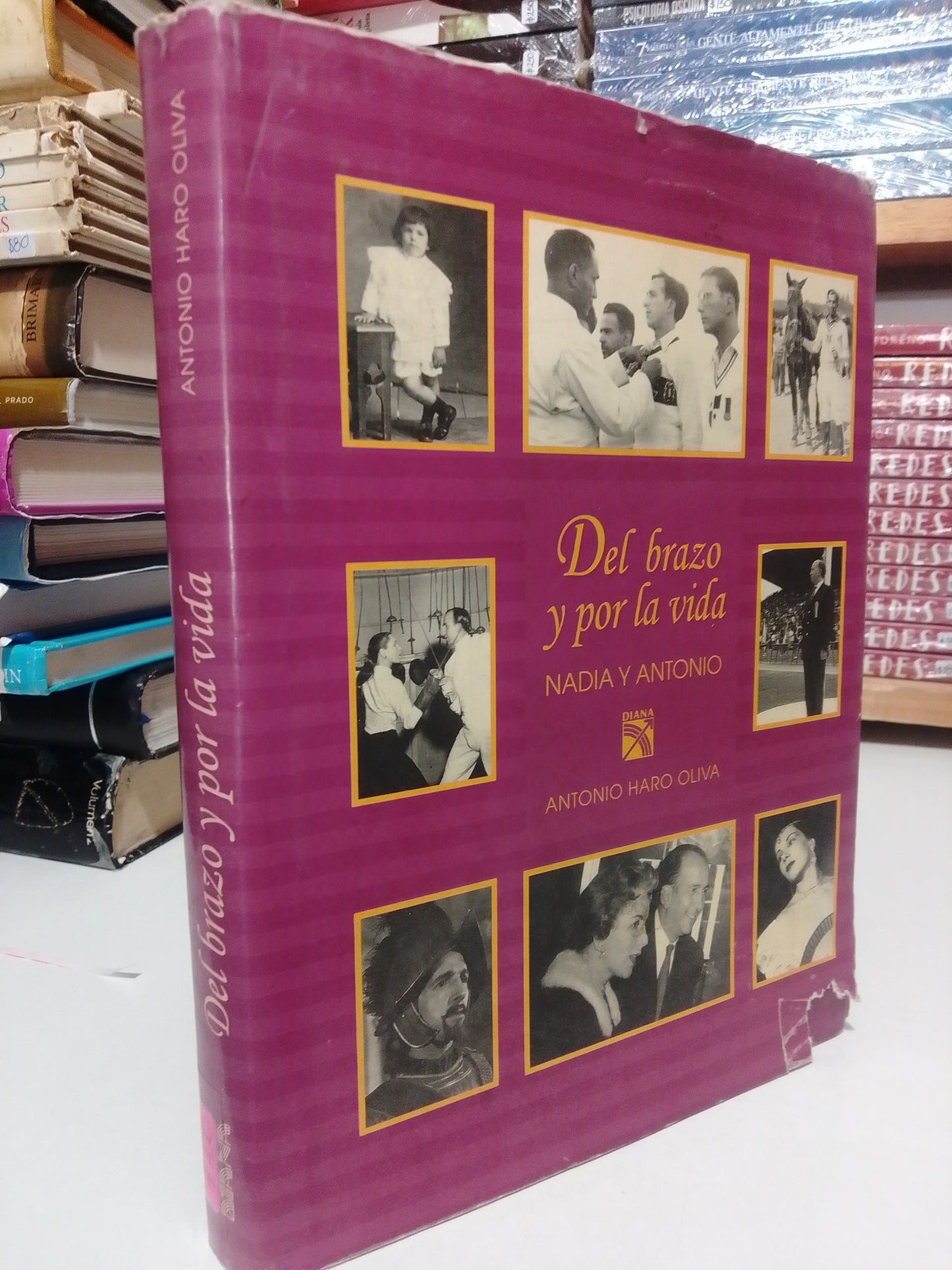 DEL BRAZO Y POR LA VIDA NIDIA Y ANTONIO POR ANTONIO HAROLD OLIVA USADO HISTORIA JUÁREZ
