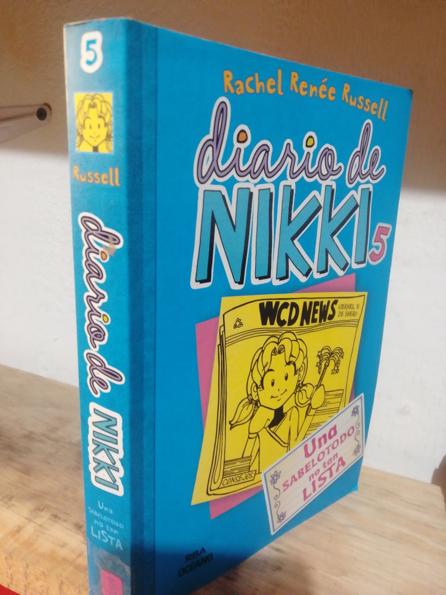 DIARIO DE NIKKI 5 POR RACHEL RENEE RUSSELL USADO INFANTIL JUAREZ