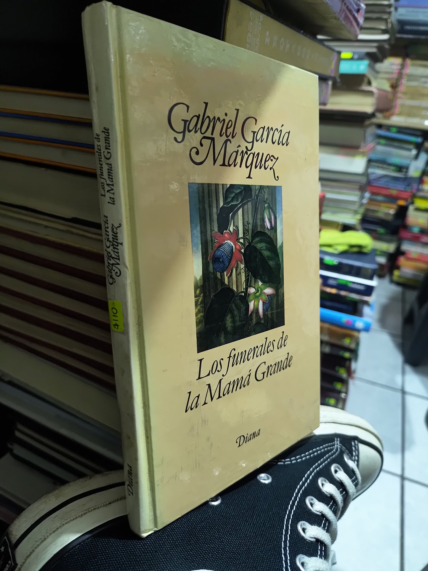 LOS FUNERALES DE LA MAMA GRANDE POR GABRIEL GARCIA MARQUEZ USADO POESIA JUAREZ 507