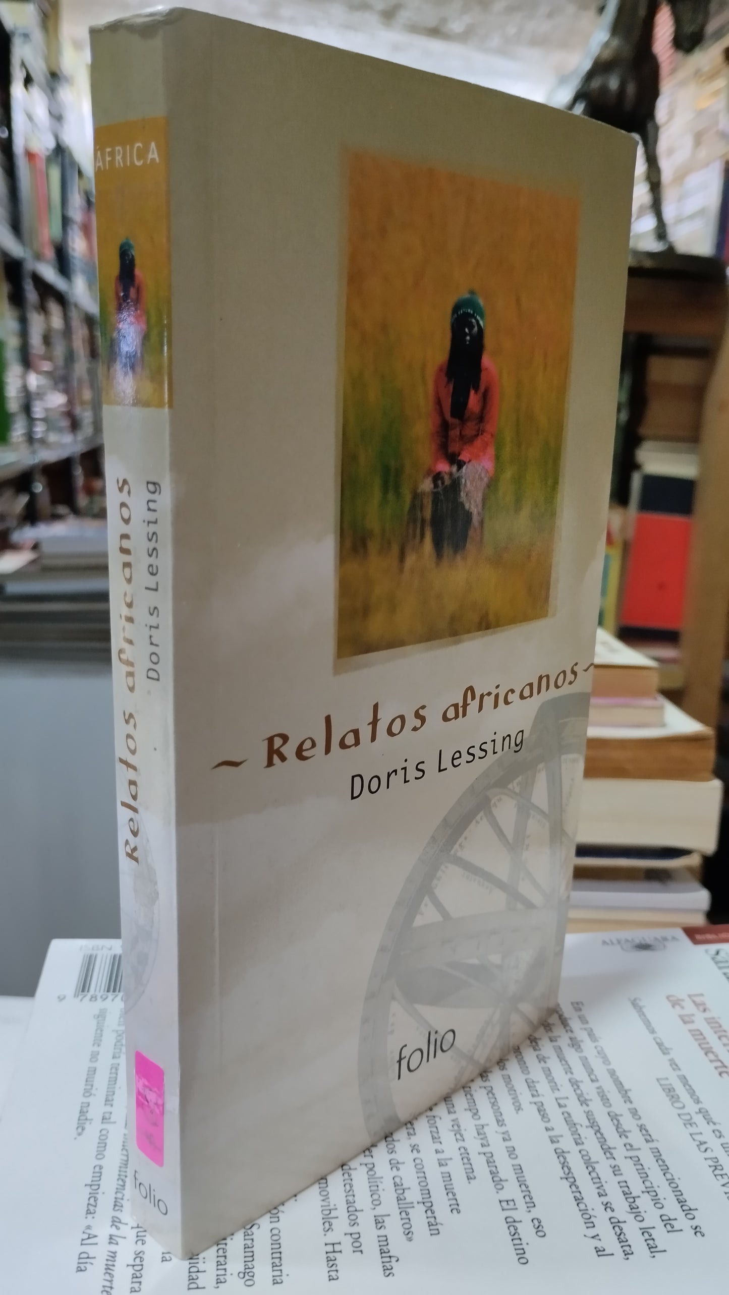 RELATOS AFRICANOS POR DORIS LESSING LIBRO USADO NOVELAS ALDAMA