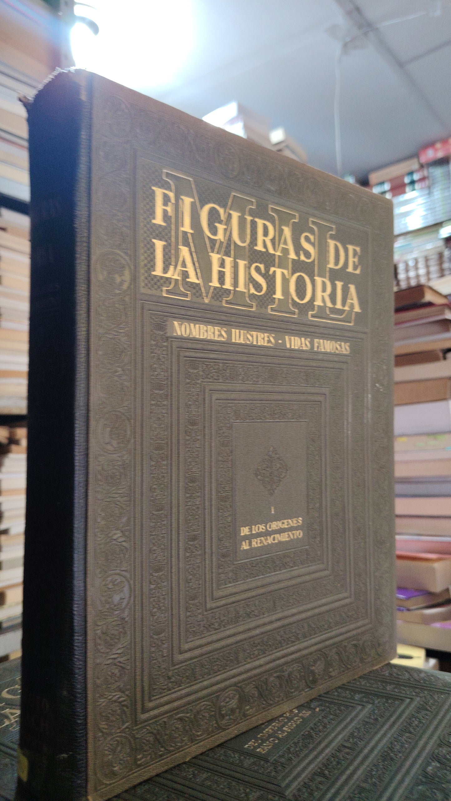 MIL FIGURAS DE LA HISTORIA NOMBRES ILUSTRES VIDAS FAMOSAS I DE LOS ORIGENES AL RENACIMIENTO USADO HISTORIA JUAREZ 507