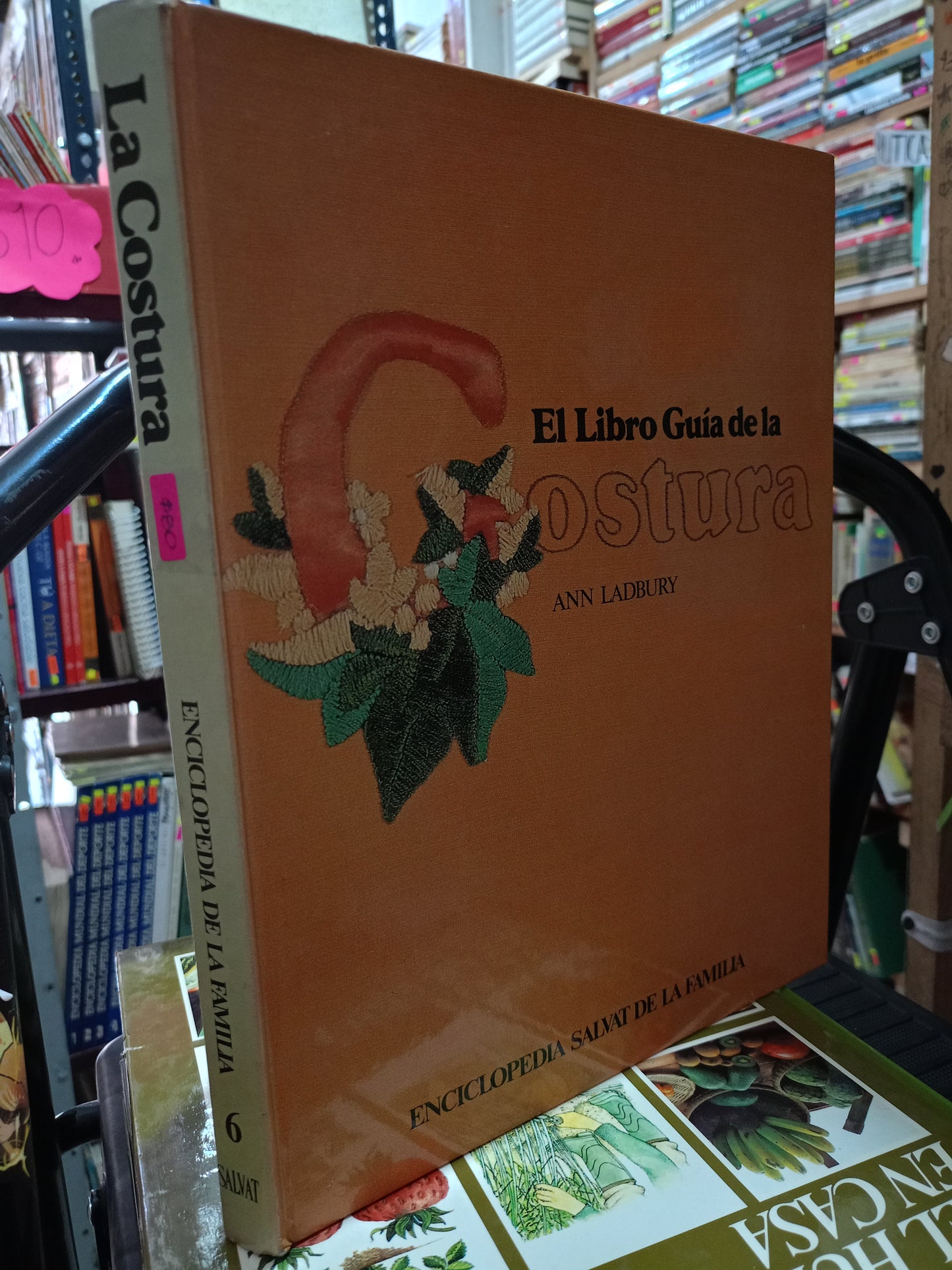 ENCICLOPEDIA DE LA FAMILIA USADO OFICIOS LITERARIO 305