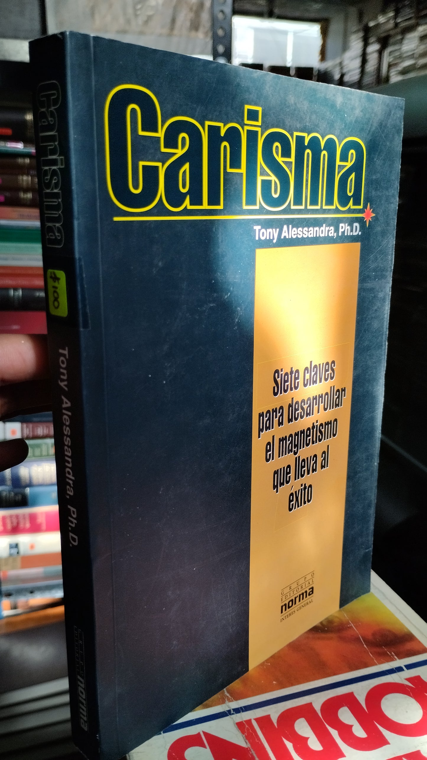 CARISMA POR TONY ALESSANDRA LIBRO USADO SUPERACION PERSONAL ALDAMA
