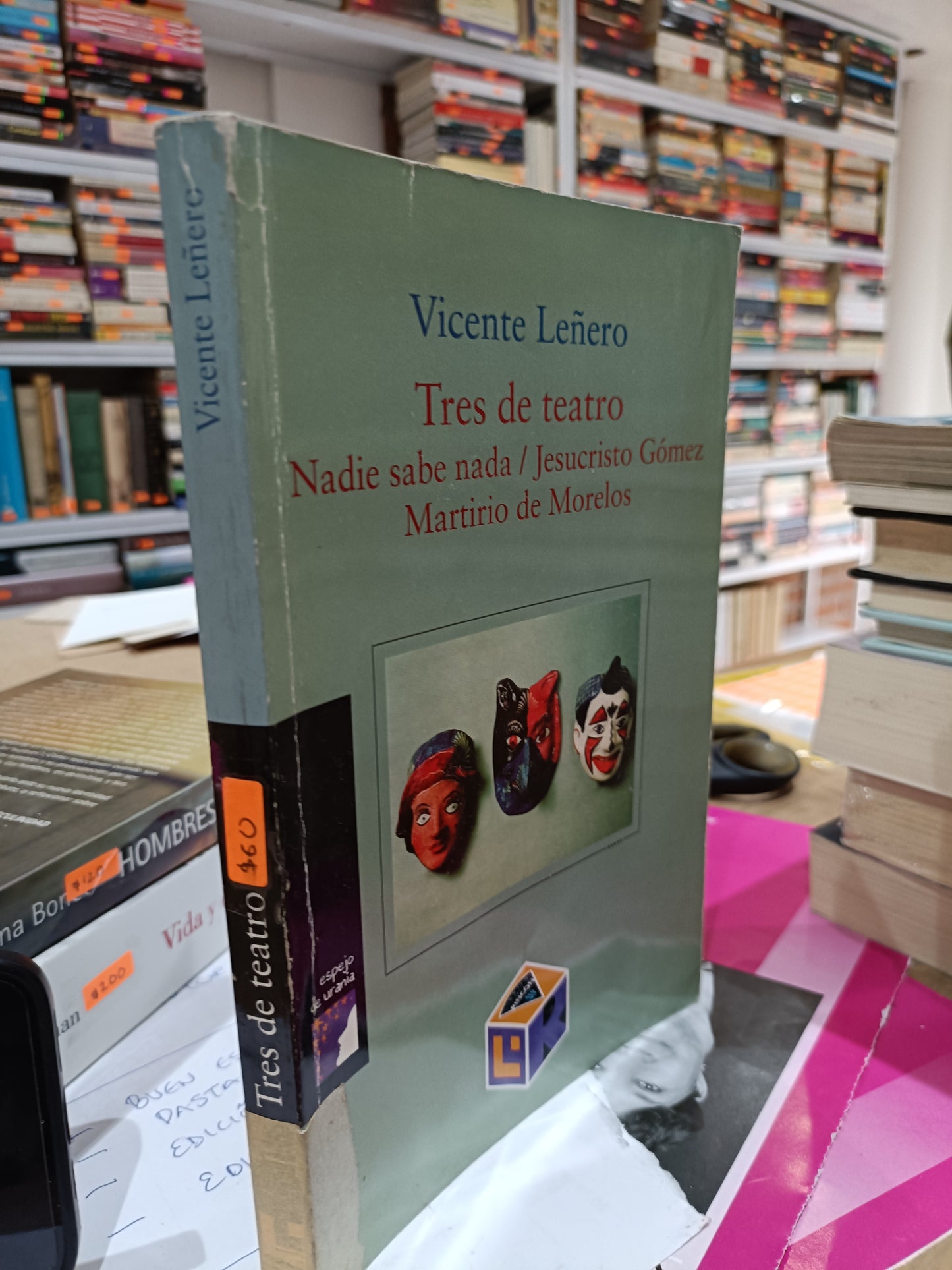 TRES DE TEATRO POR VICENTE LEÑERO USADOS NOVELAS JUAREZ 515