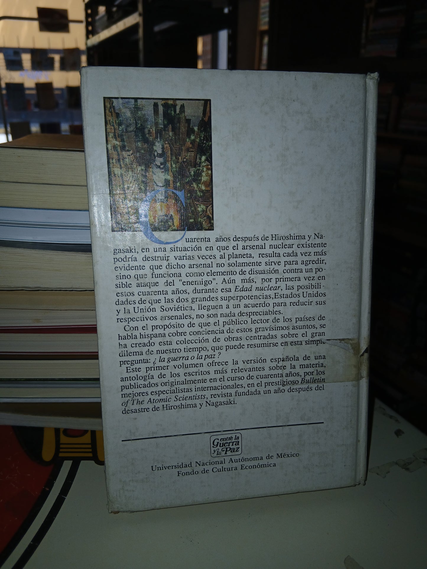 LA EDAD NUCLEAR POR LEN ACKLAND Y STEVEN MC GUIRE USADO NOVELA LITERARIO 207