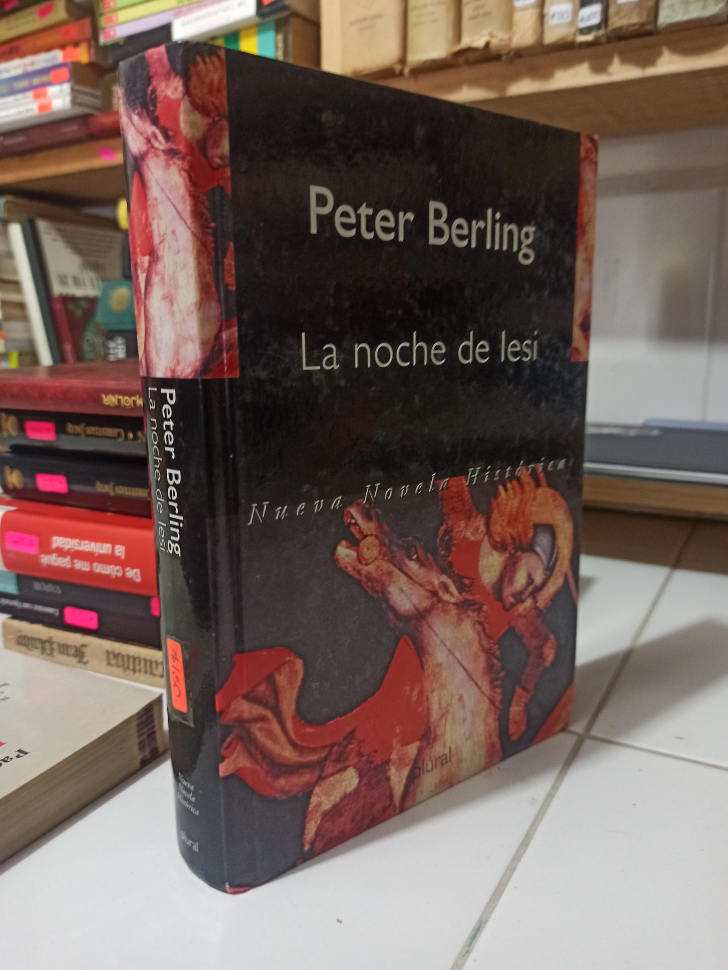 LA NOCHE DE LESI POR PETER BERLING USADO NOVELAS JUÁREZ
