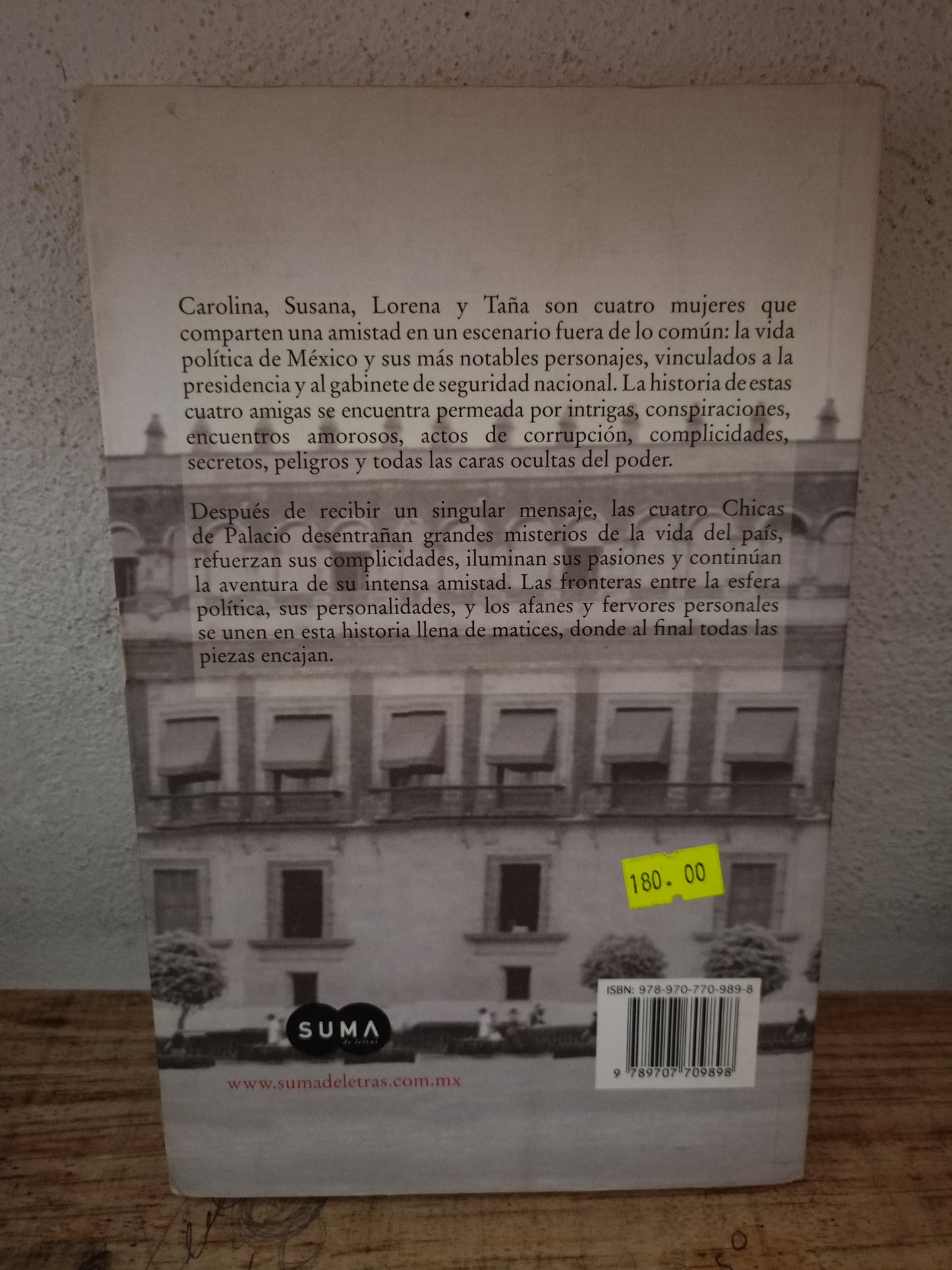 LAS CHICAS DE PALACIO POR ERICA FUENTES USADO NOVELA LITERARIO 305