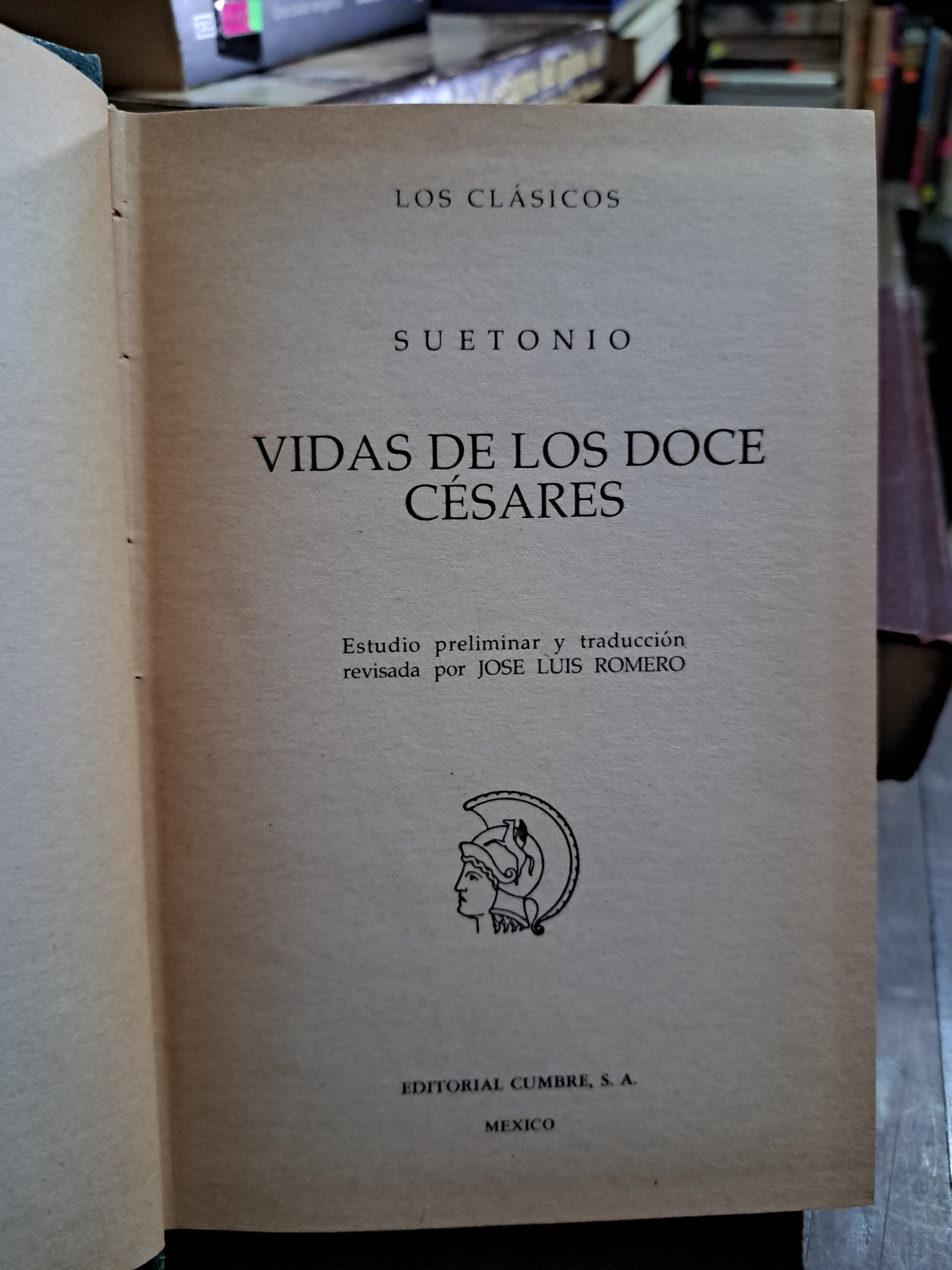 LOS CLASICOS VIDAS DE LOS DOCE CESARES SUETONIO USADO NOVELA ALDAMA
