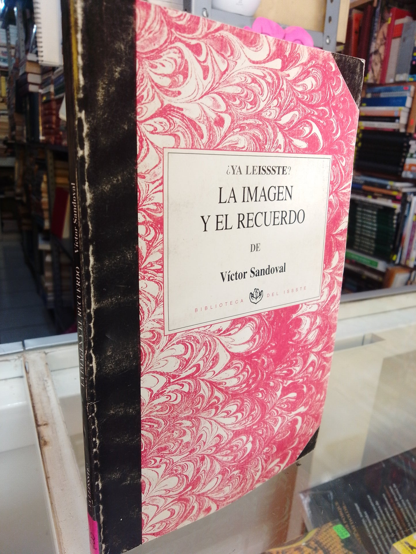 LA IMAGEN Y EL RECUERDO POR VICTOR SANDOVAL USADO NOVELAS JUAREZ
