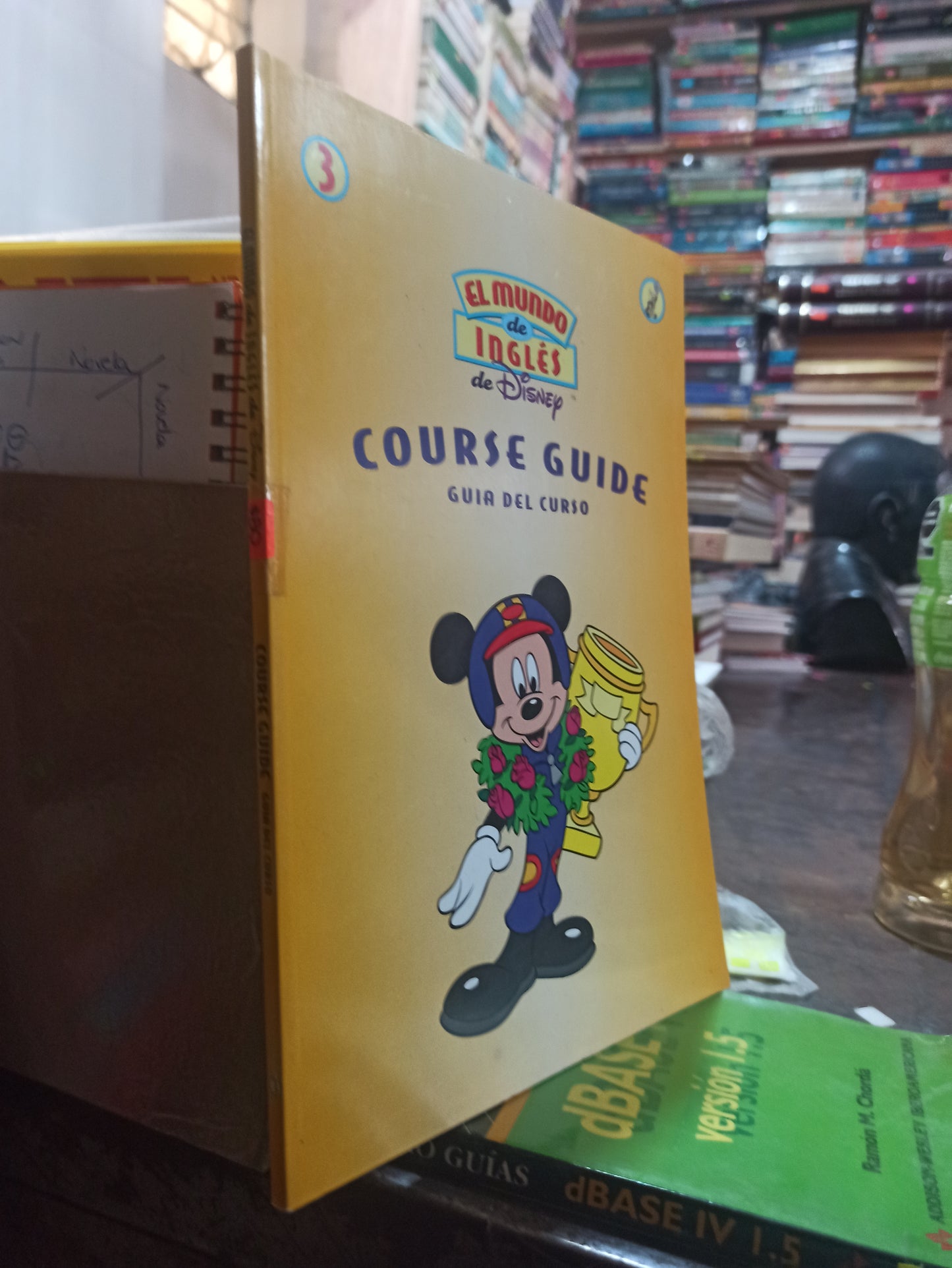 EL MUNDO DE INGLES DE DISNEY COURSE GUIDE 3 POR EDITORIAL LEXICON USADO IDIOMAS ALDAMA