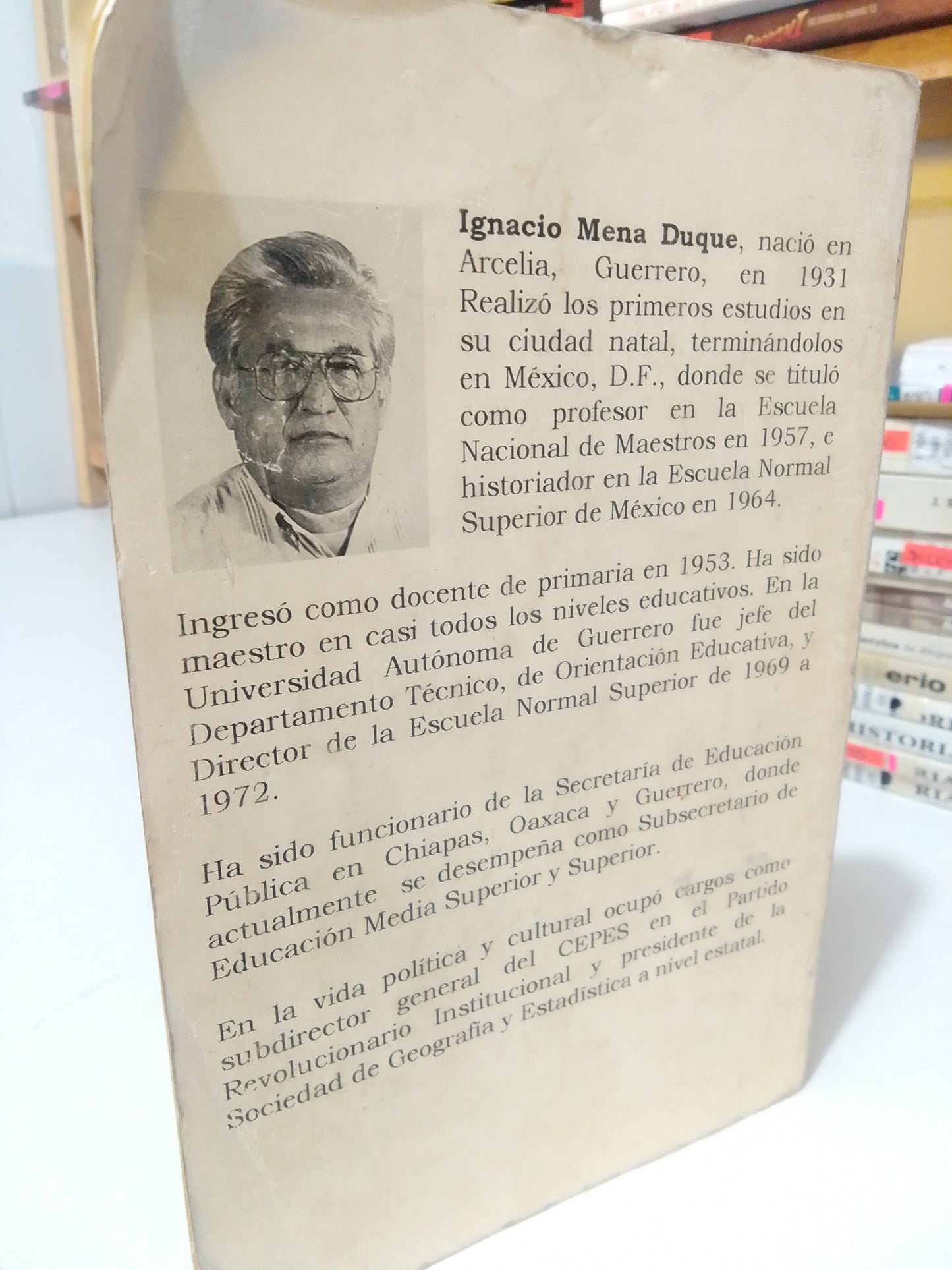 NOMBRES ,HOMBRES, SEMBLANZAS POR IGNACIO MENA DUQUE USADO HISTORIA JUÁREZ